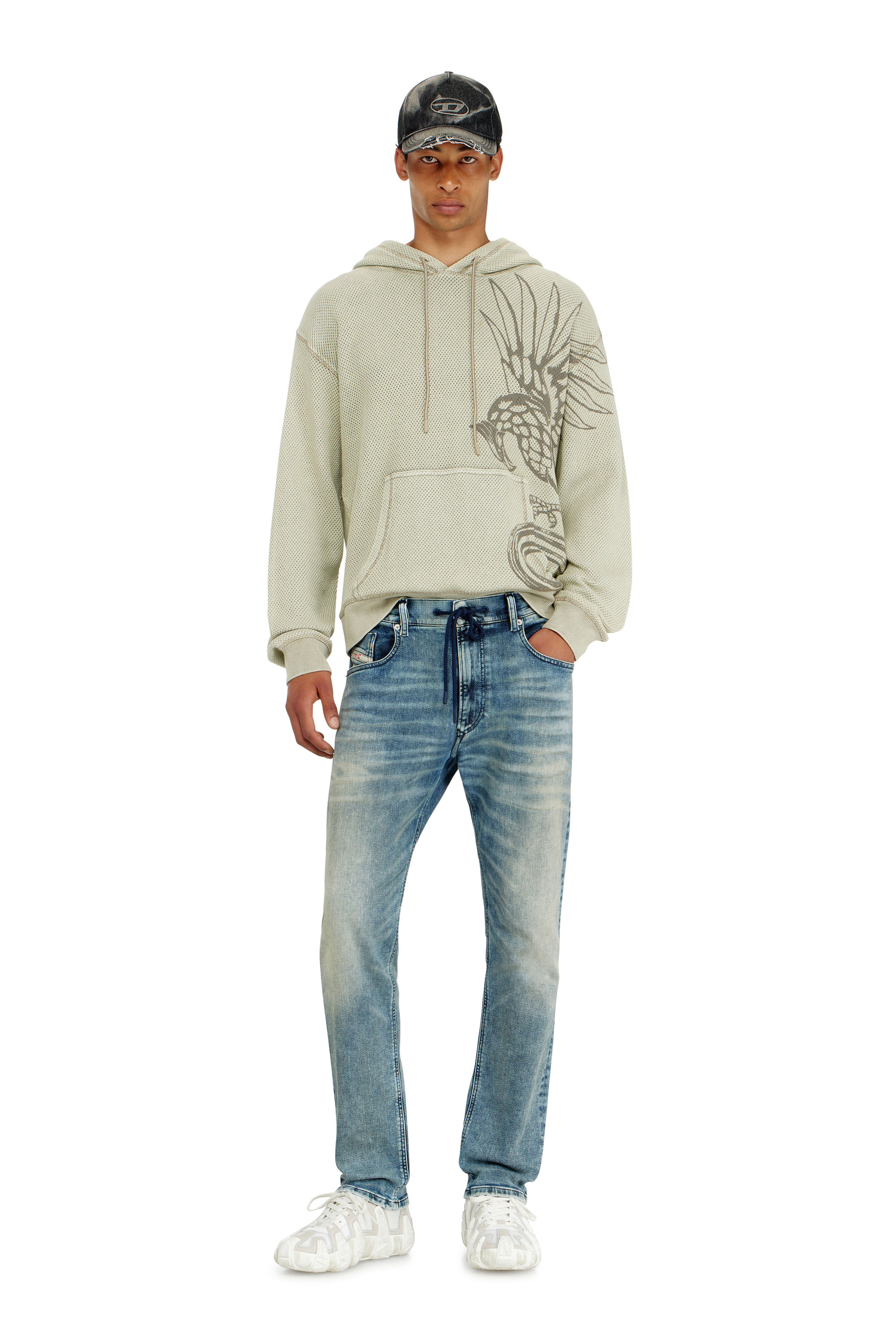 Diesel - Regular 2032 D-Krooley Joggjeans&reg; 09N63 Hombre, Azul Claro - 1