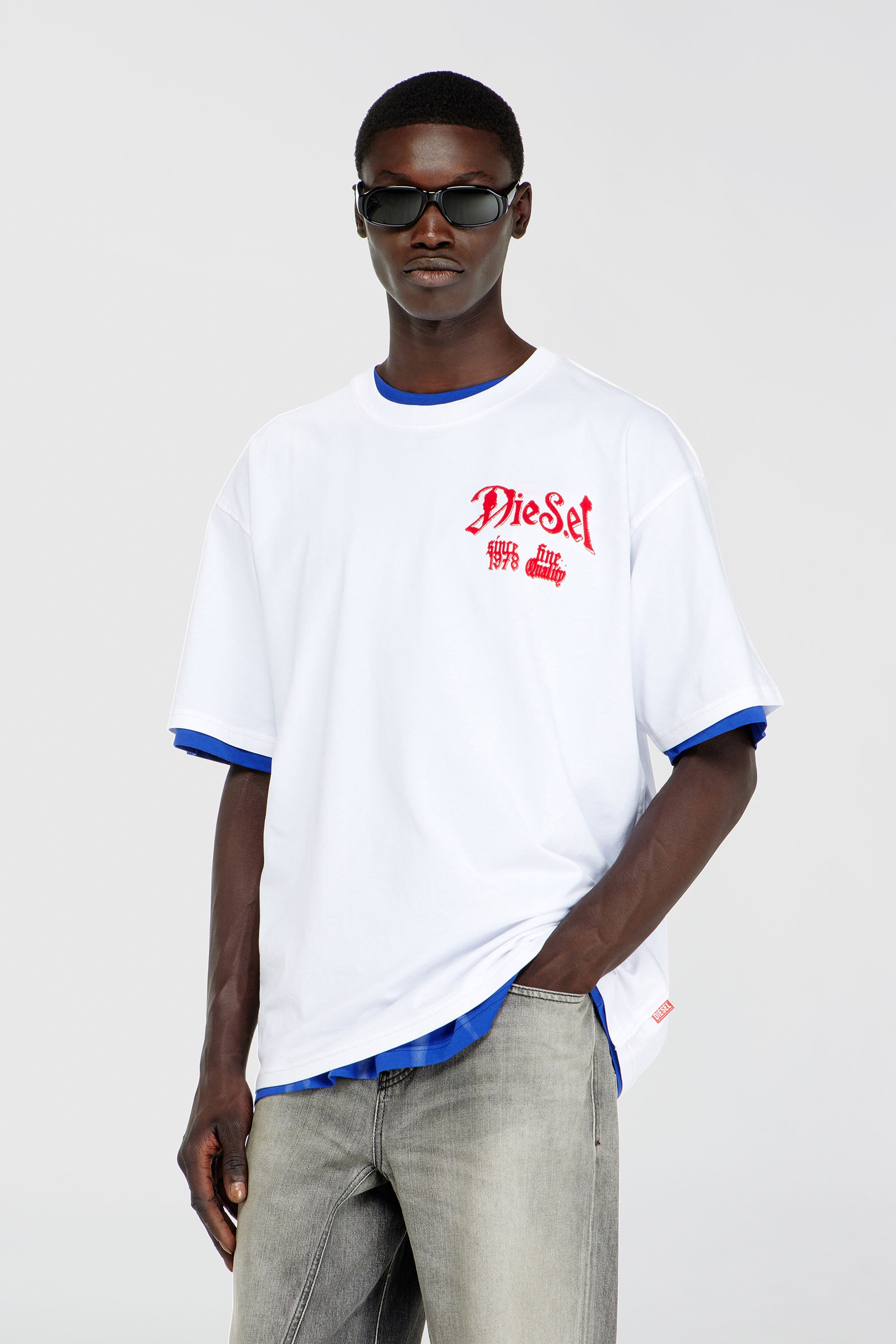 Diesel - T-BOXT-AA2, Camiseta de algod&oacute;n con gr&aacute;fico flocado Hombre in Blanco - 1