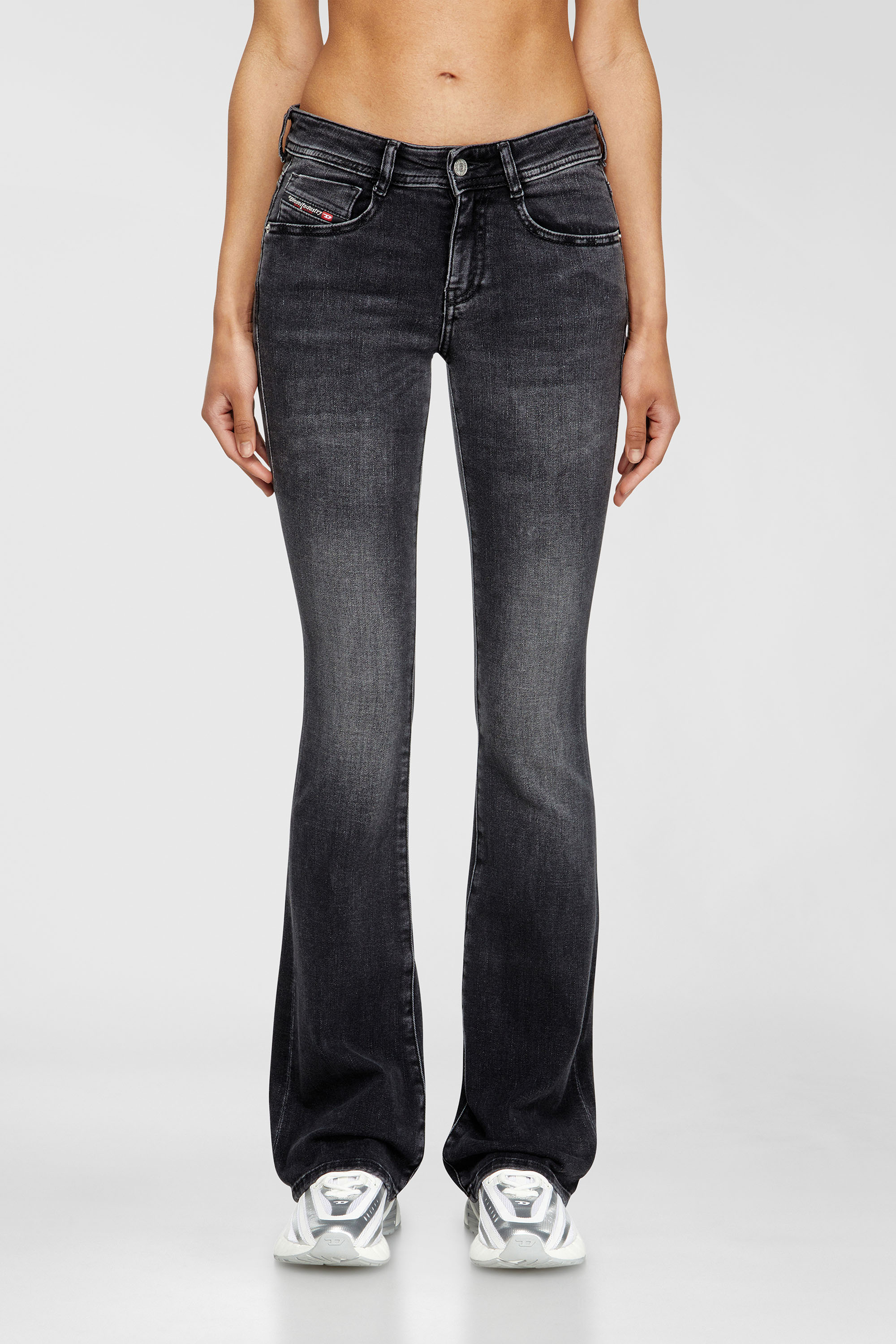 Diesel - Bootcut Jeans 1969 D-Ebbey 0DBDN Mujer, Negro/Gris oscuro - 1