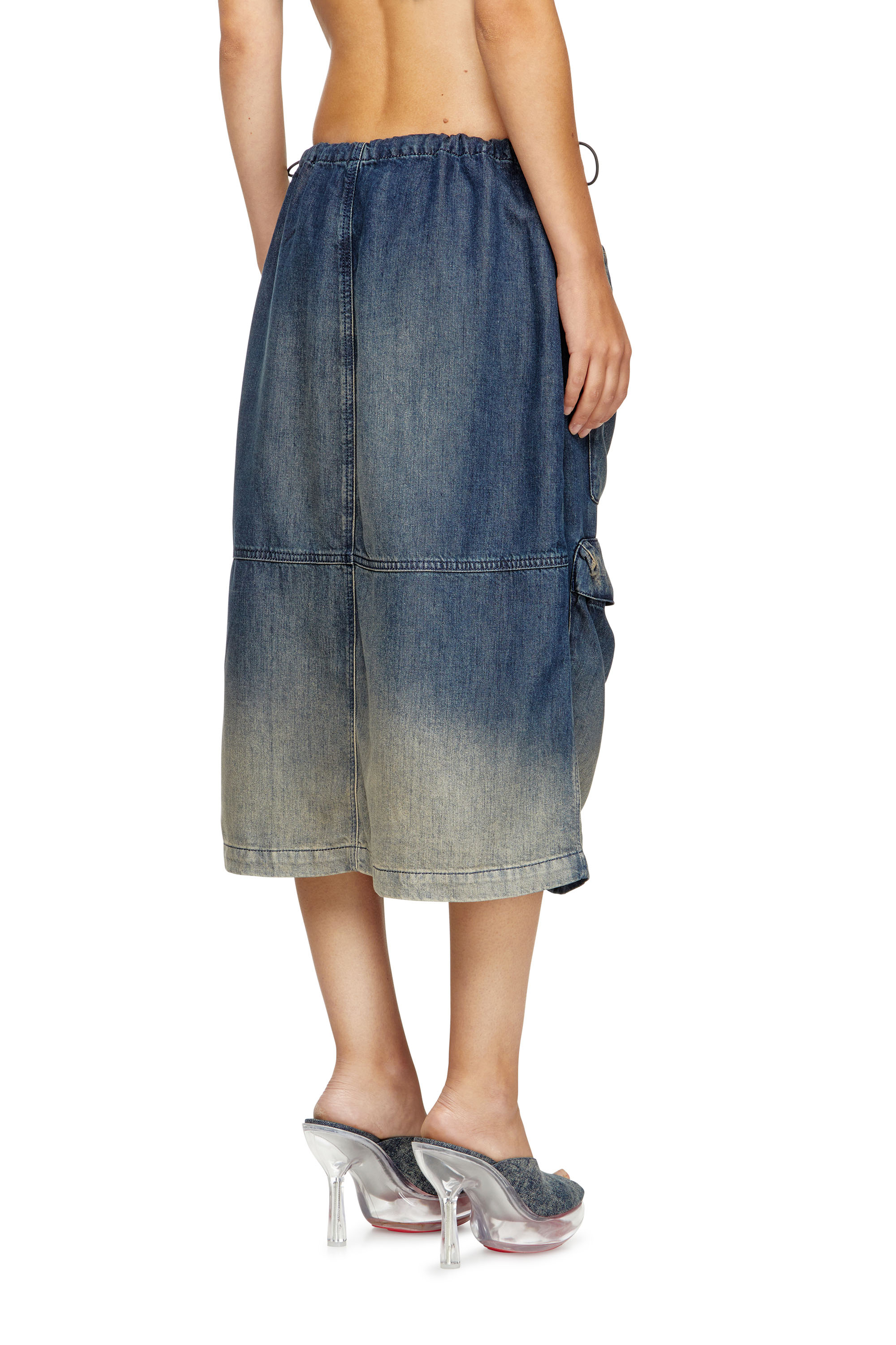 Diesel - DE-MEGI-S, Falda midi de denim degradado fluido Mujer in Azul marino - 4