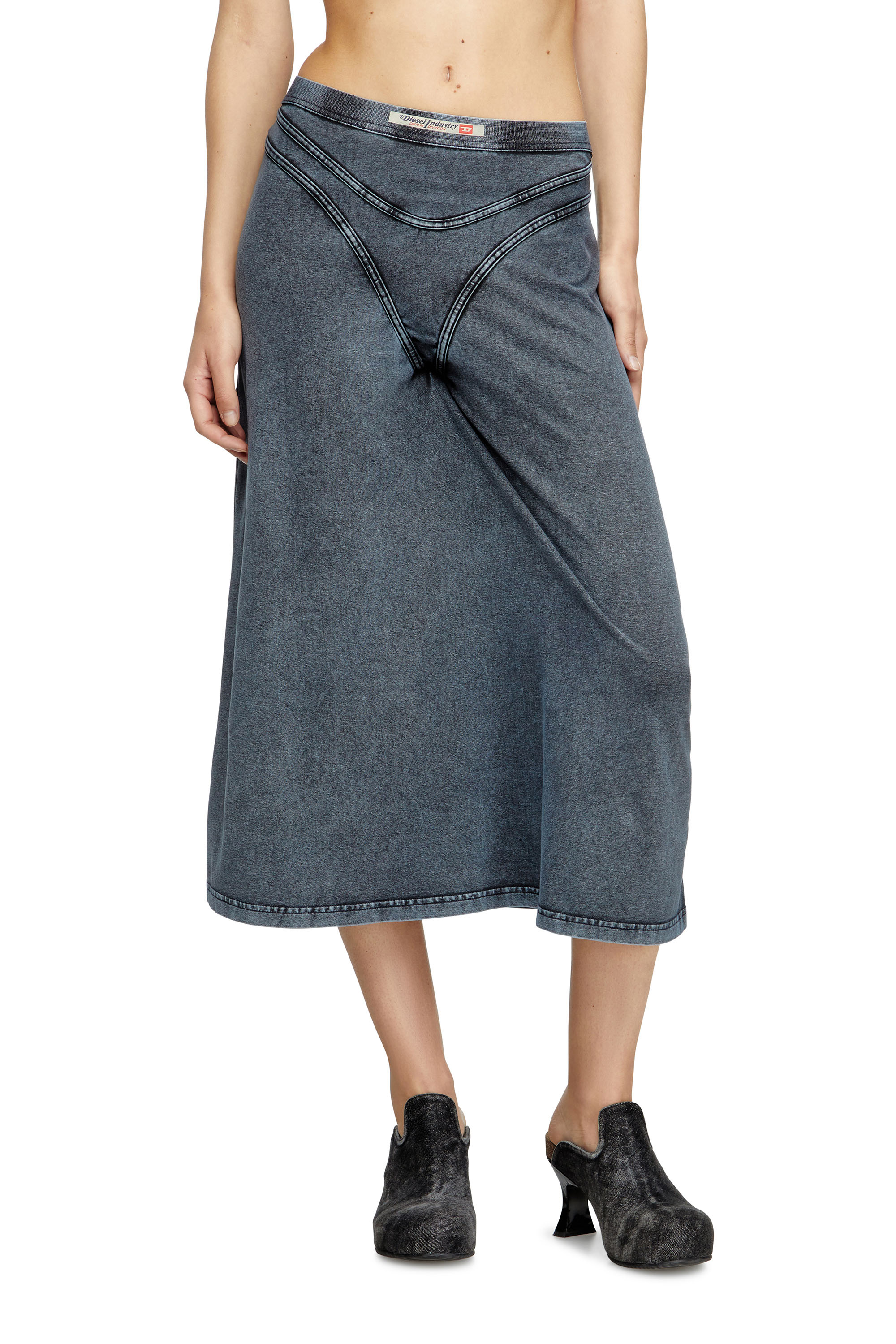 Diesel - O-ALLINE, Falda midi de punto con aspecto denim Mujer in Azul marino - 1