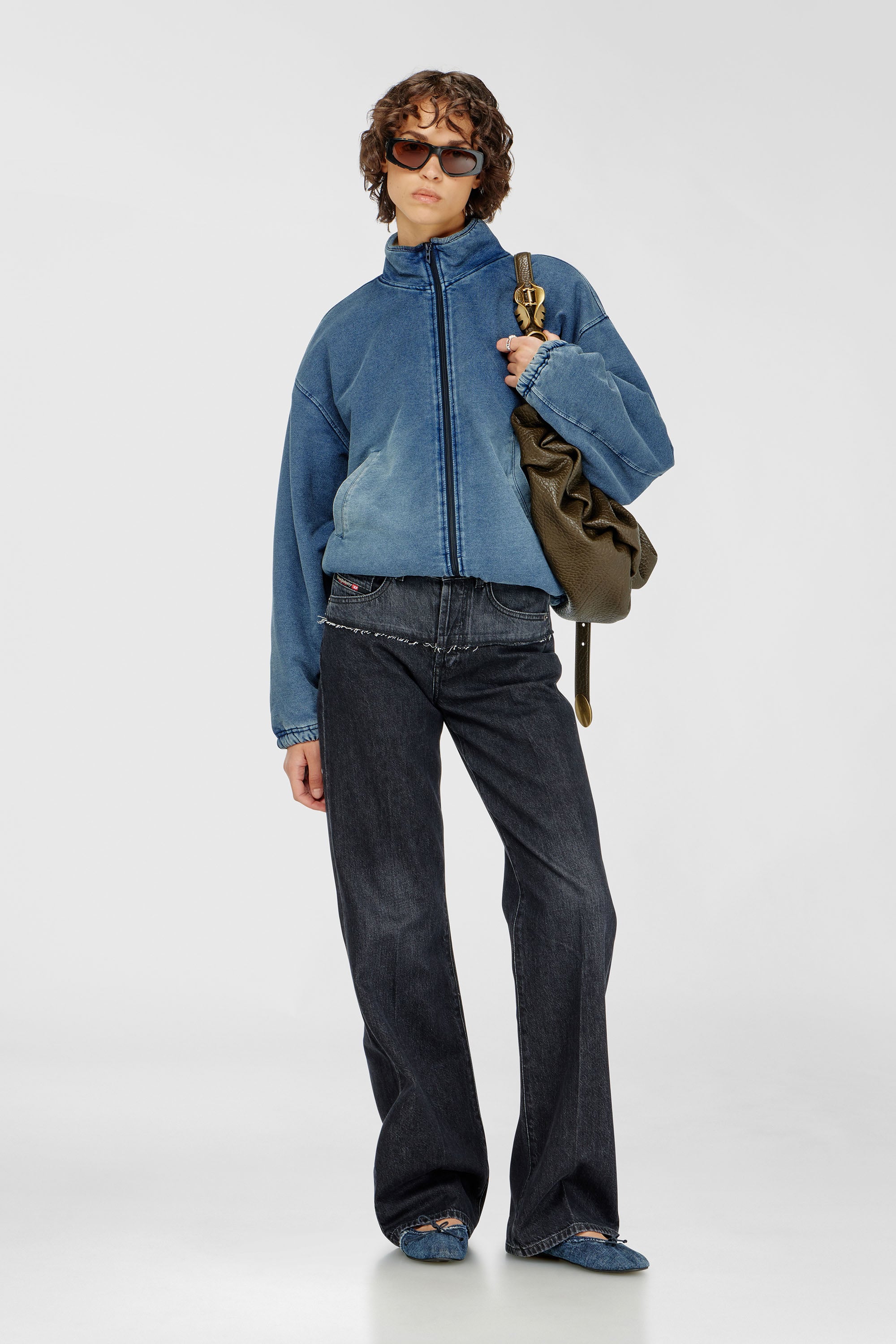 Diesel - G-LEAMY, Chaqueta de felpa con efecto denim Mujer in Azul marino - 2