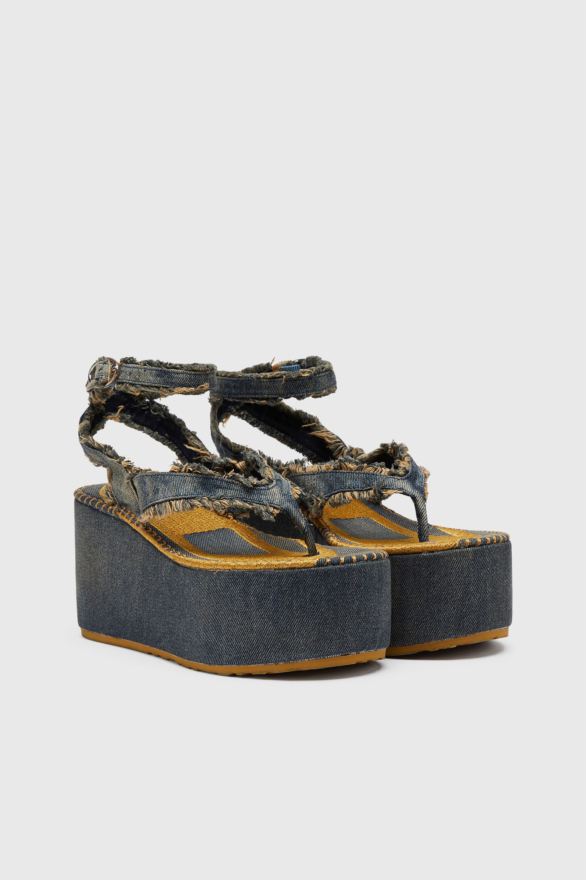 Diesel - SA-NIKOLA SANDAL, Sa-Nikola - Sandalias de mezclilla con detalles deshilachados Mujer in Azul marino - 2