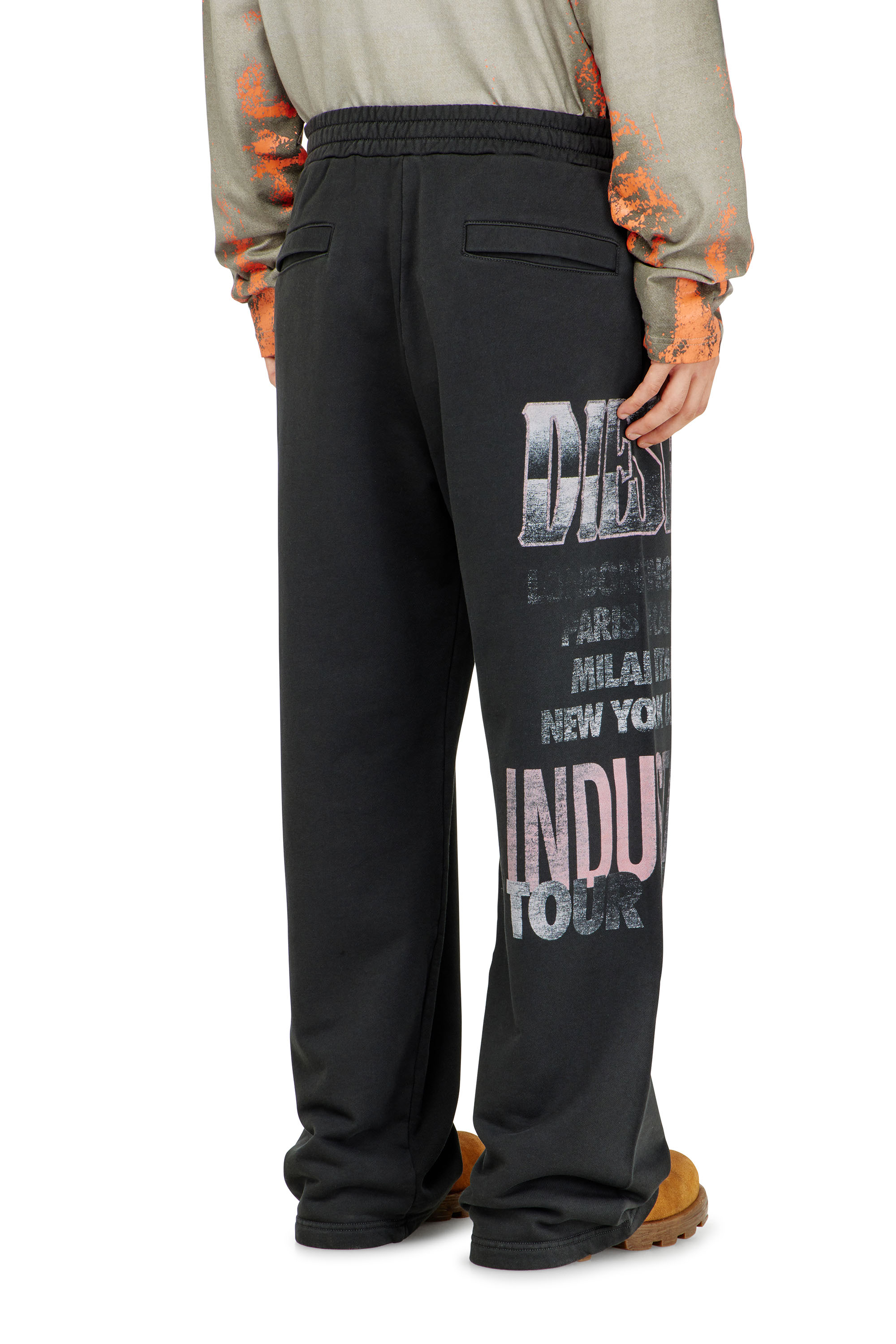 Diesel - P-ILL, Pantal&oacute;n de ch&aacute;ndal con gr&aacute;ficos de concierto Hombre in Negro - 3