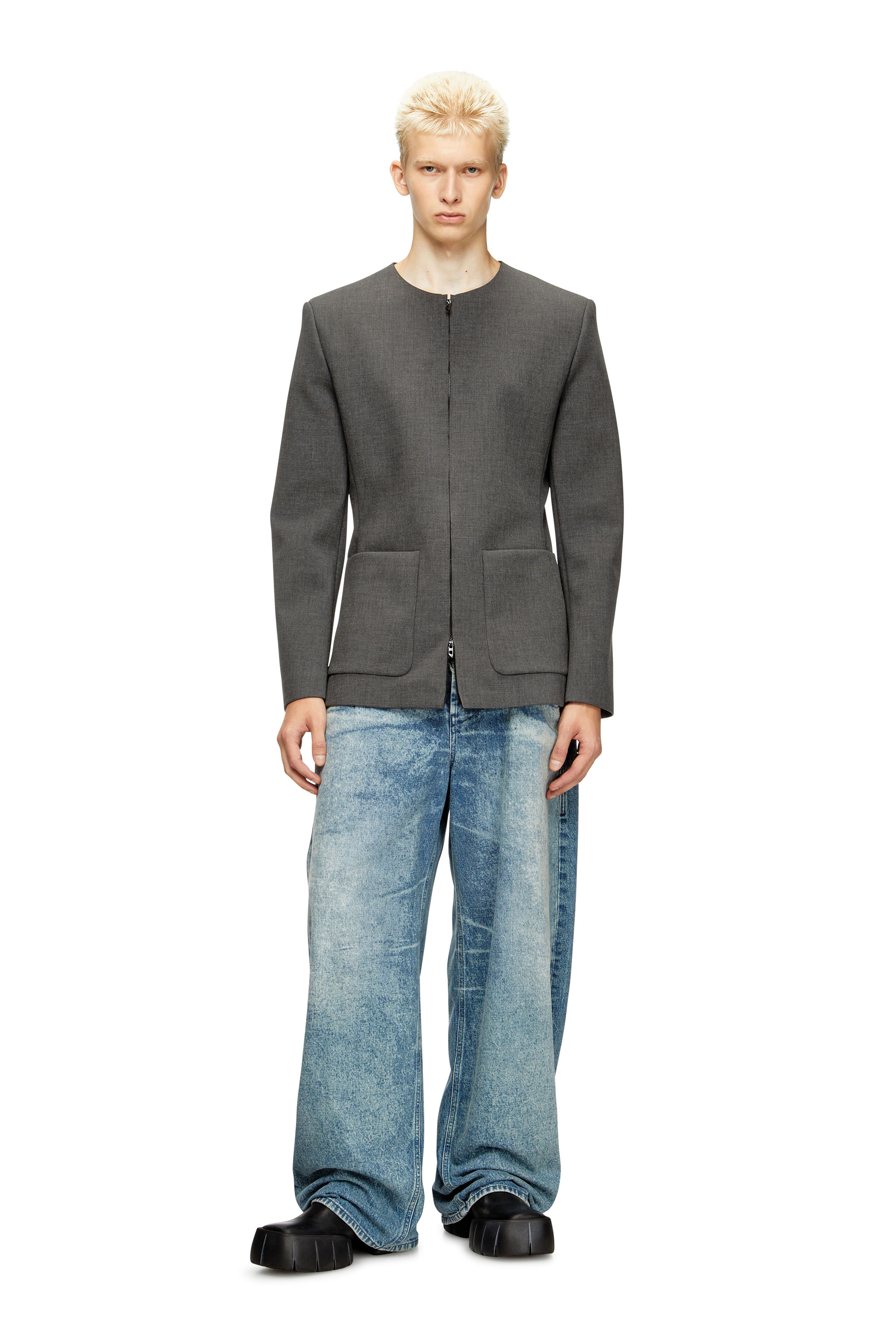Diesel - J-CESAR-NEO, Chaqueta sin cuello en tejido de neopreno adherido Hombre in Gris - 2