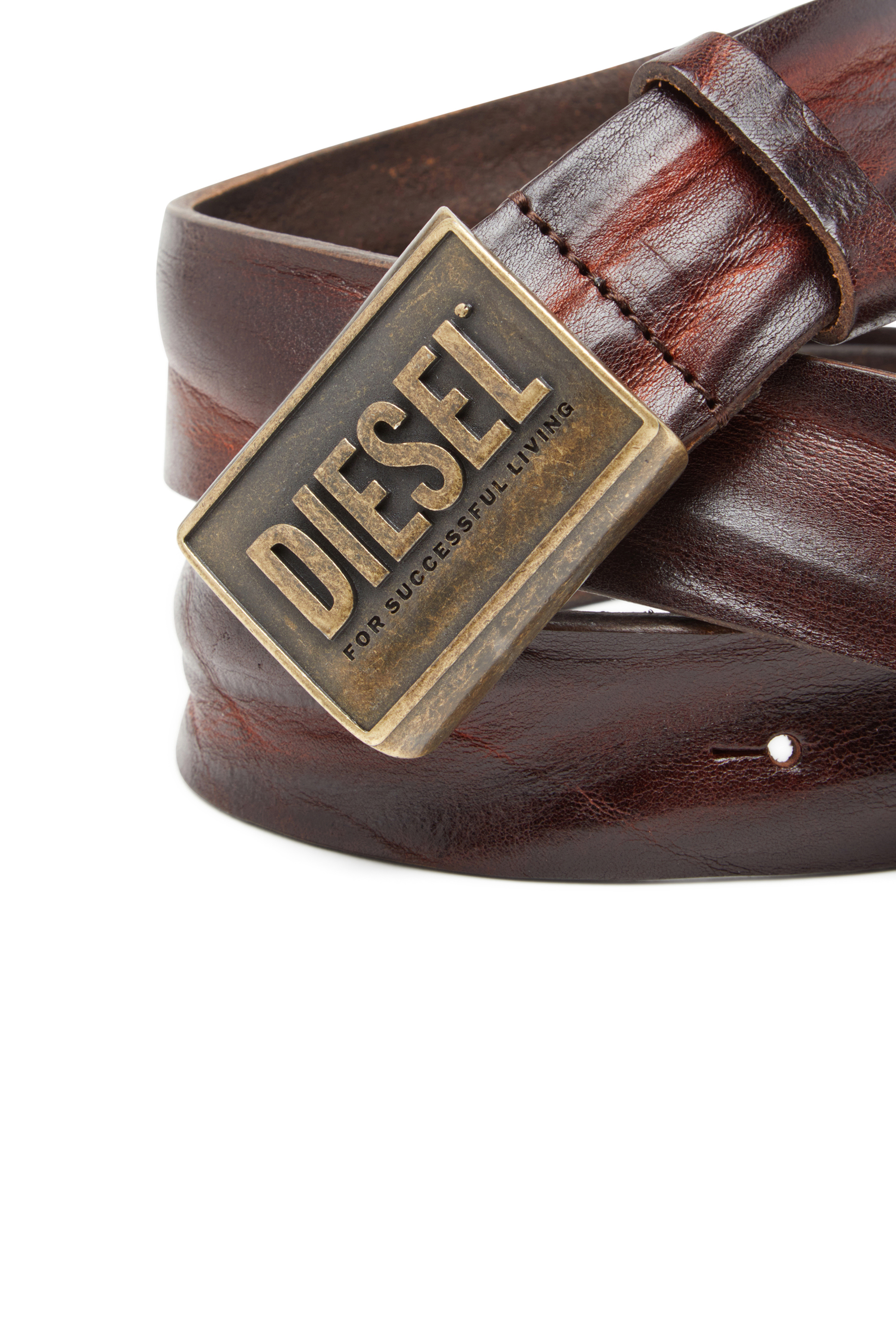 Diesel - B-METAL BISCOTTO, Cinturón de piel de 4 cm con placa de logo Hombre in Marrón - 3