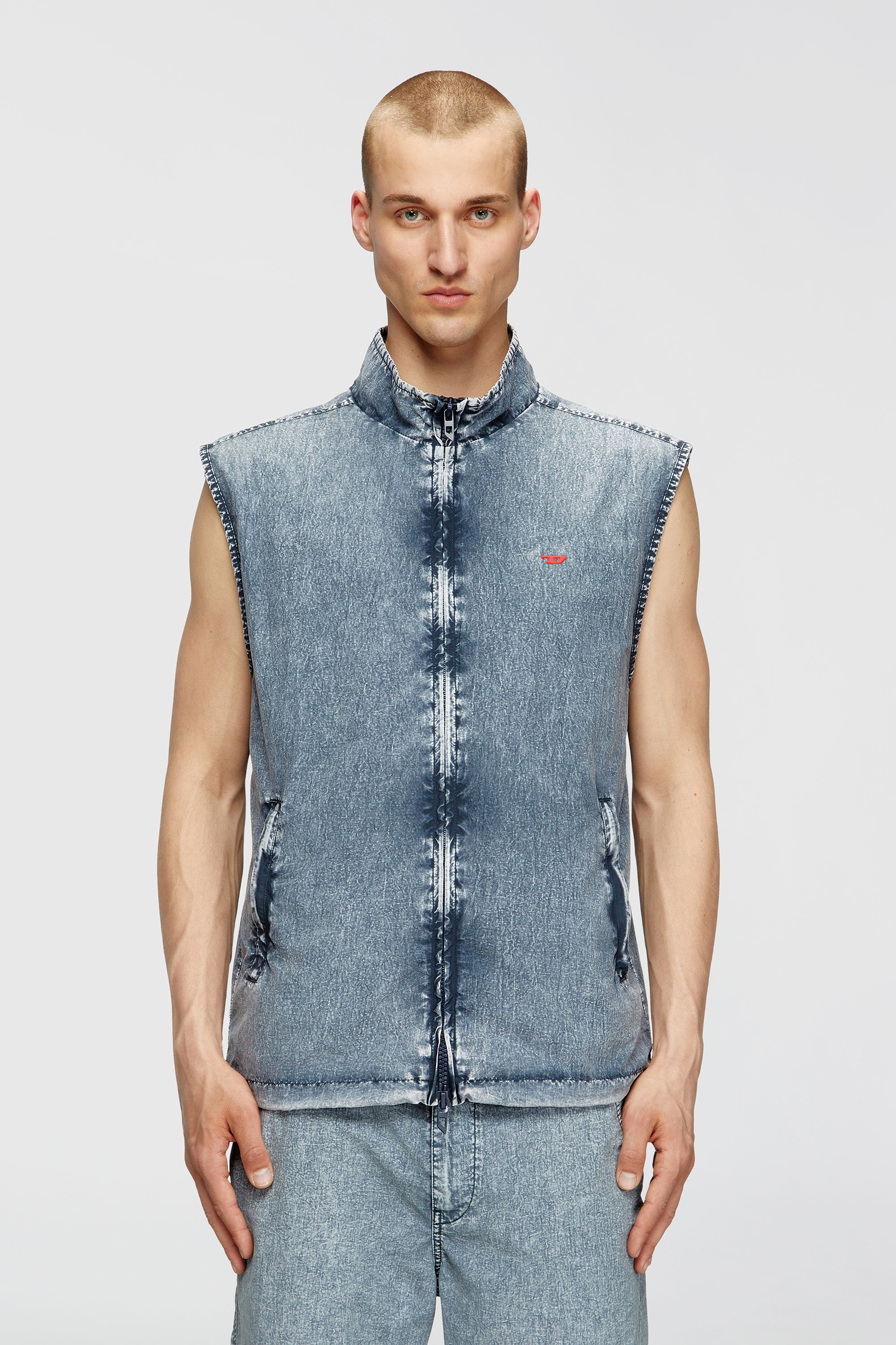 Diesel - J-ERB, Chaleco en taslan de nailon reciclado Hombre in Azul marino - 1