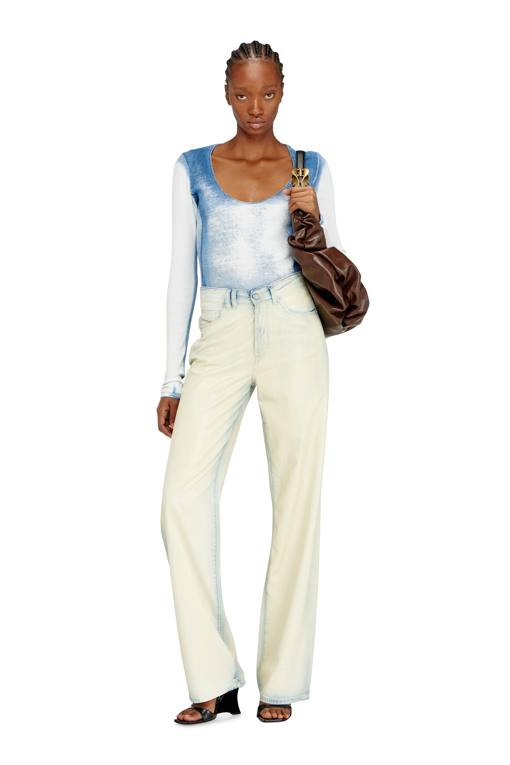 Diesel - GRAB-D HOBO L, Bolso hobo grande fruncido en PU brillante Mujer in Marr&oacute;n - 2