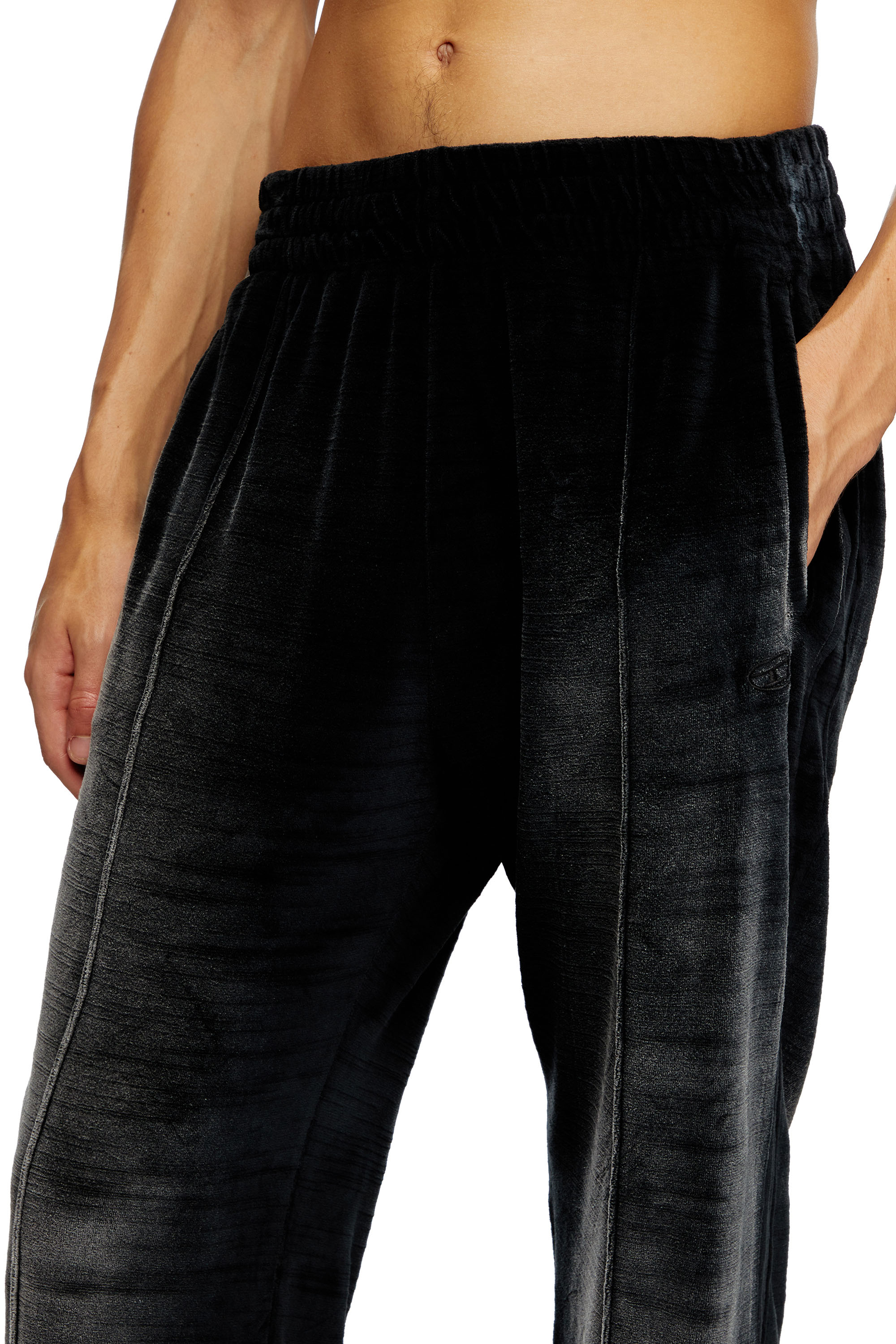 Diesel - P-OZAMP-BAND, Pantalones deportivos de chenilla desteñida Hombre in Negro - 5