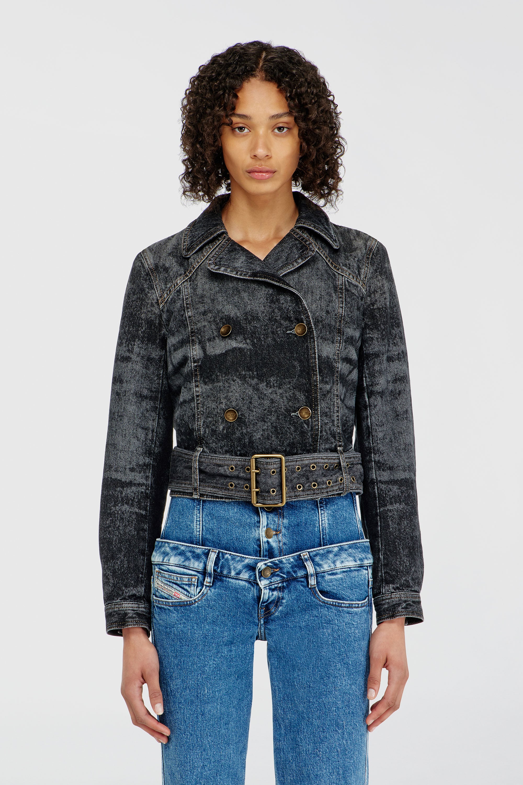Diesel - DE-LEGEND-S, Chaqueta denim cropped con cintur&oacute;n Mujer in Negro - 1