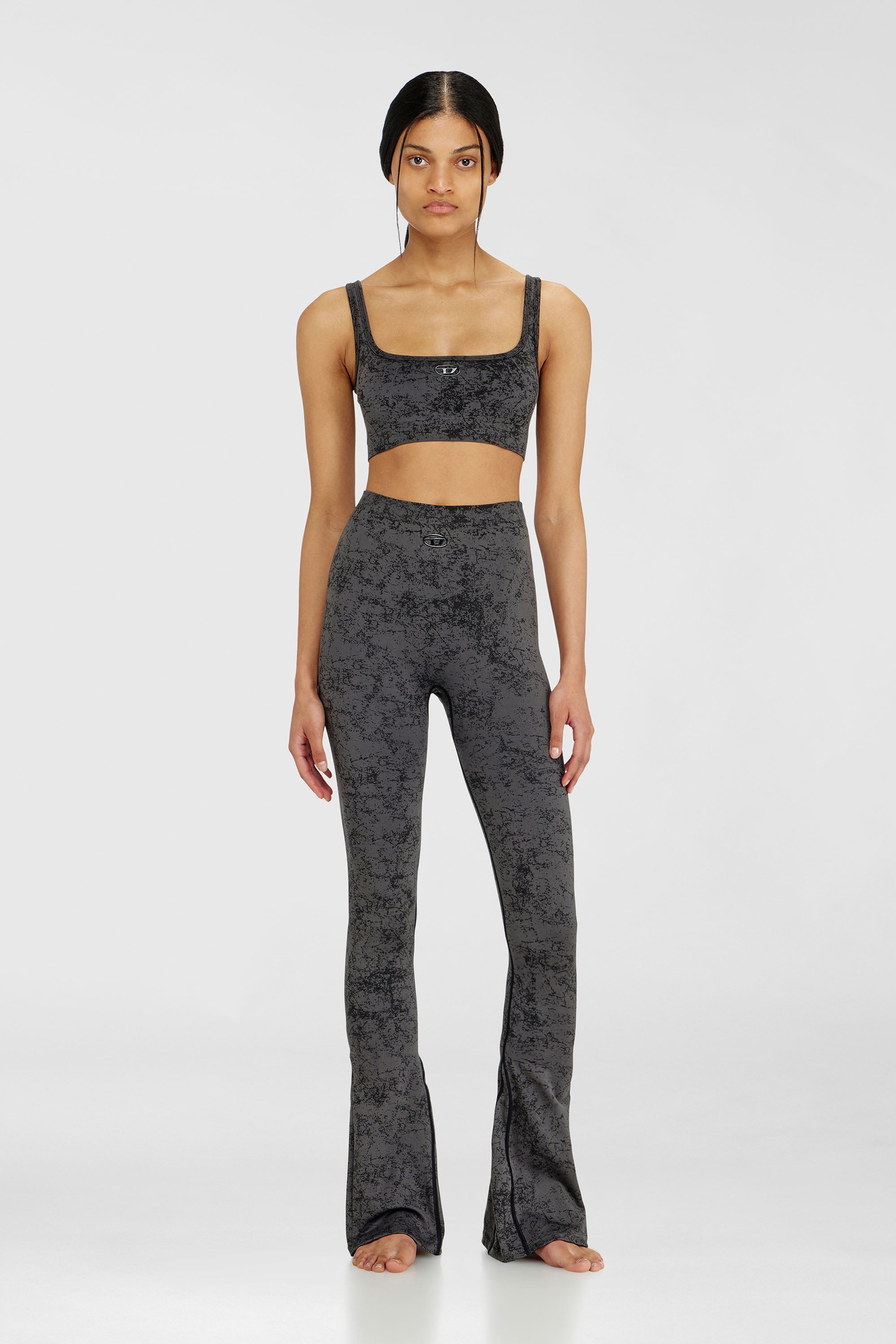 Diesel - CORNELIA-UTLT, Leggings acampanados con estampado utilitario Mujer in Gris - 1