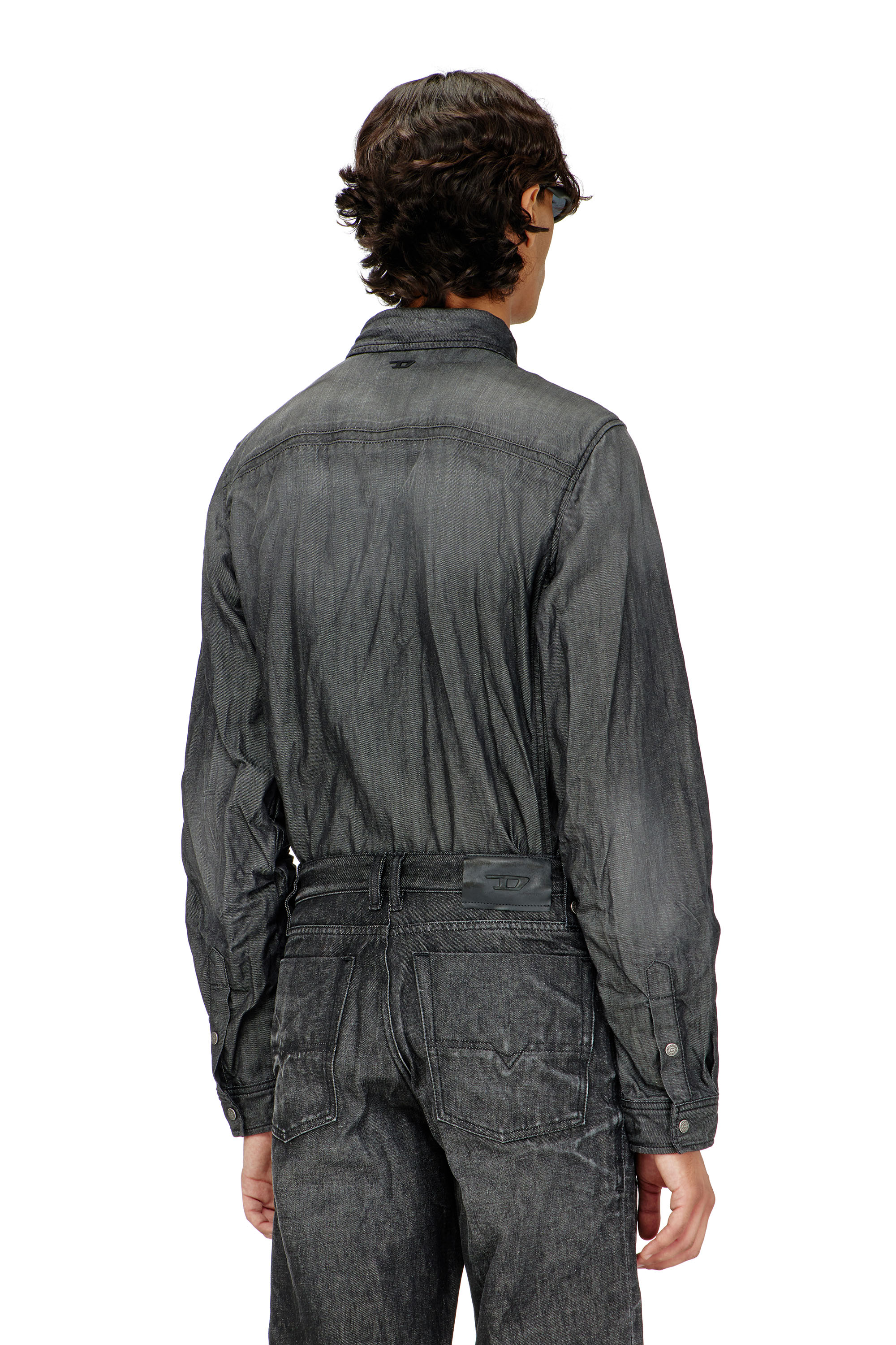 Diesel - D-SYNAR-FSJ2, Camisa de denim arrugado Hombre in Negro - 4