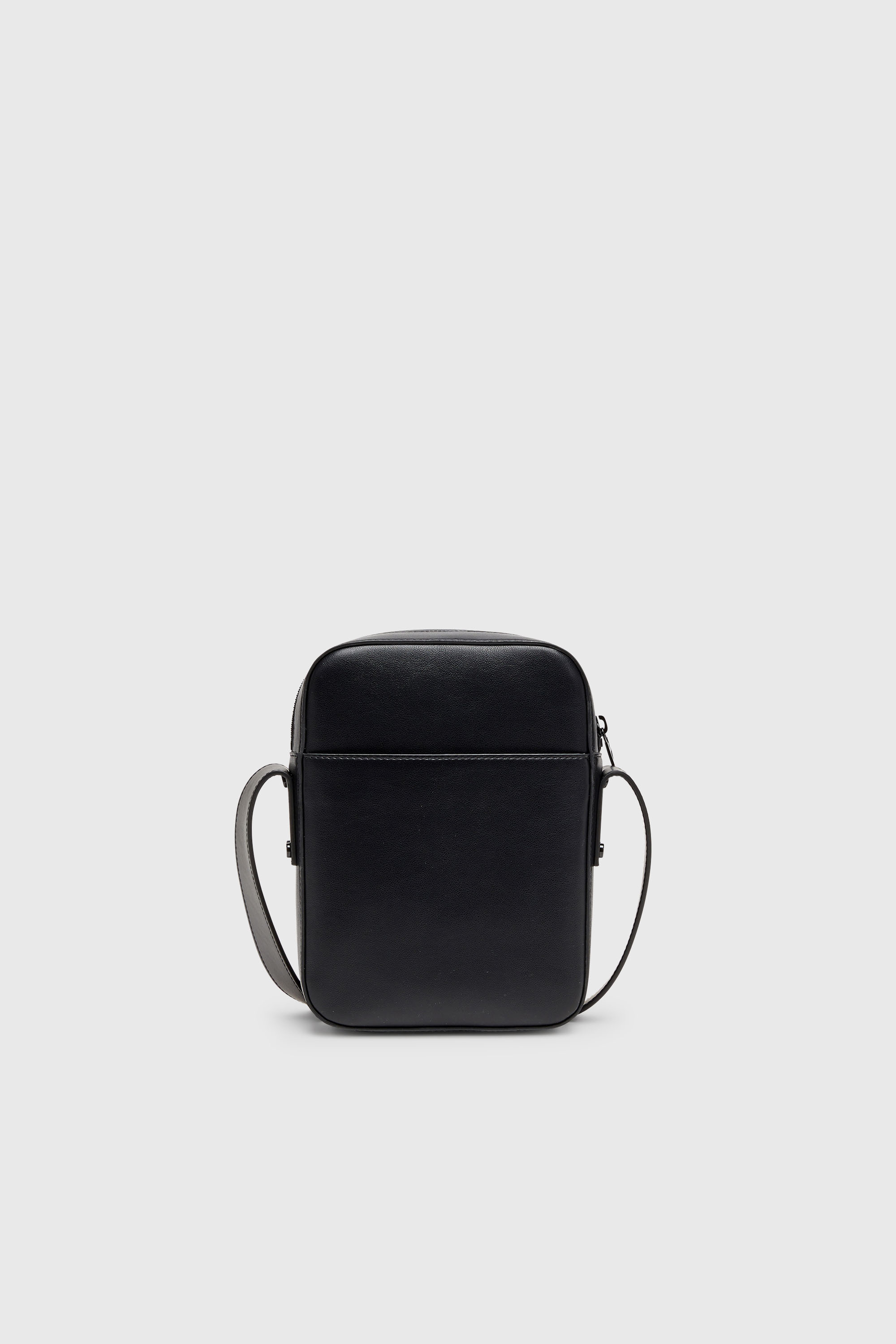 Diesel - RIVET-D CROSSBODY, Rivet-D - Bolso bandolera de PU con detalles de tachuelas Hombre in Negro - 2