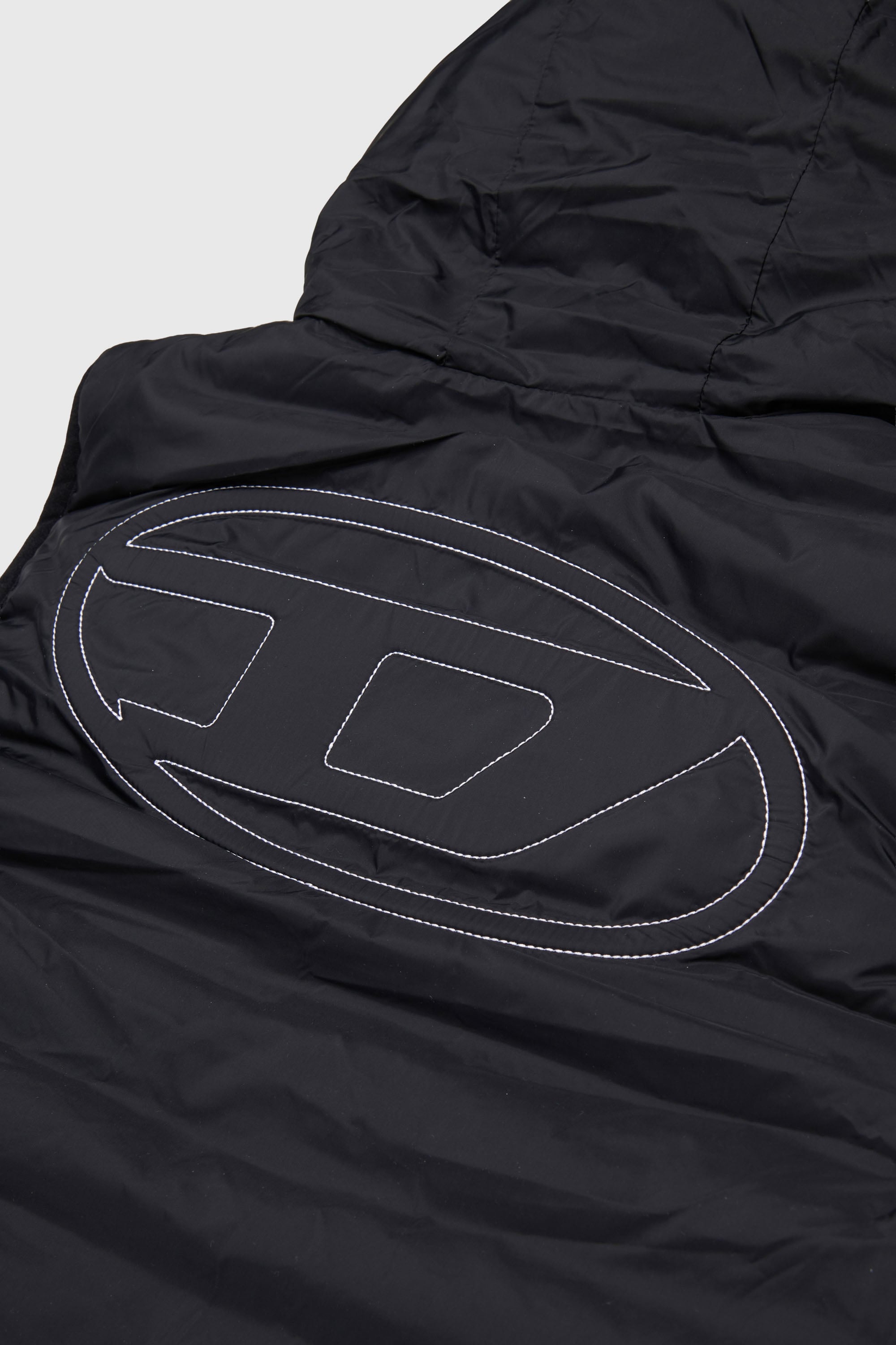 Diesel - JOSIP, Chaleco con capucha de nailon acolchado Unisex in Negro - 4
