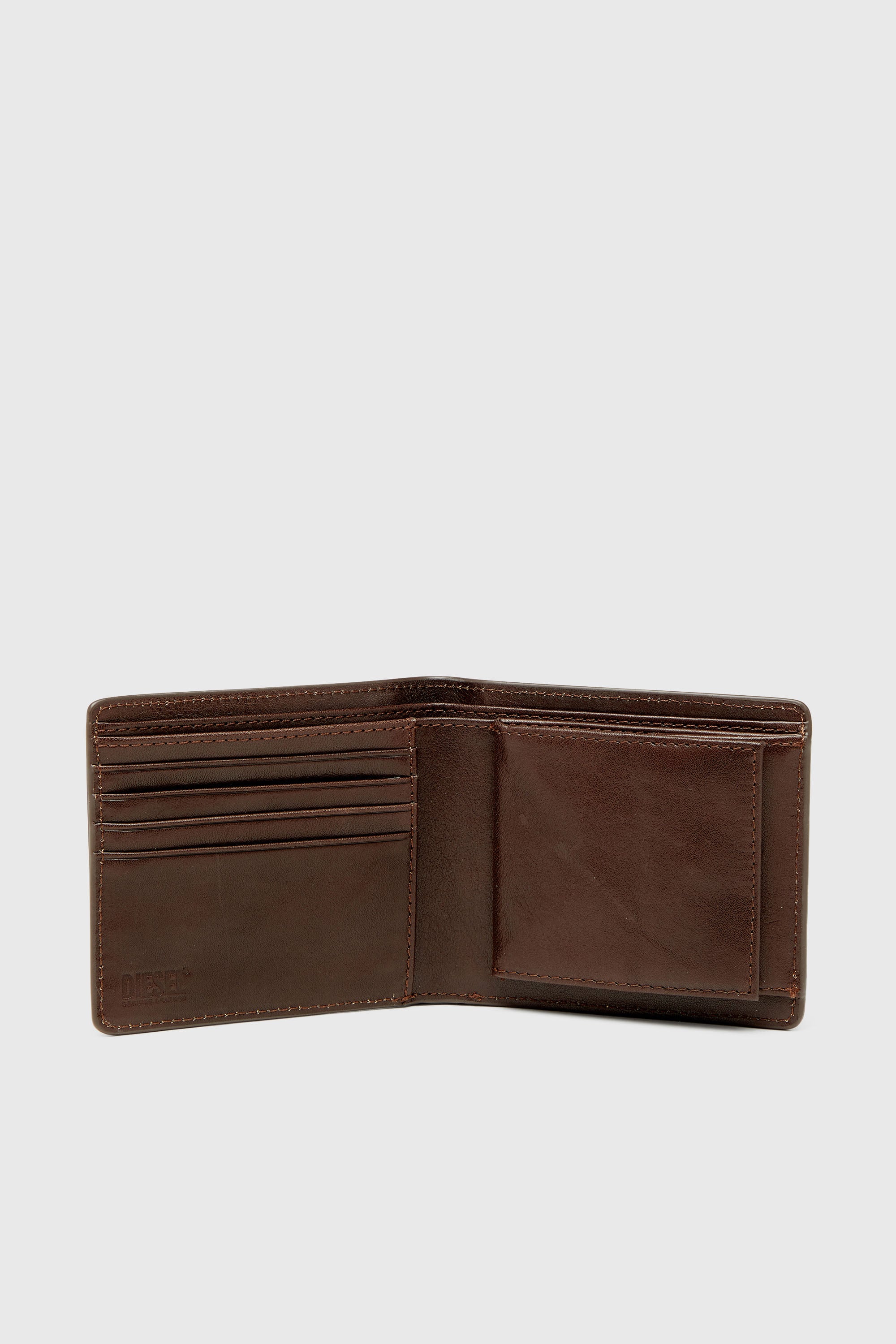 Diesel - FLAG-D BI-FOLD COIN S 3D, Billetera de cuero con logo en relieve. Hombre in Marr&oacute;n - 2