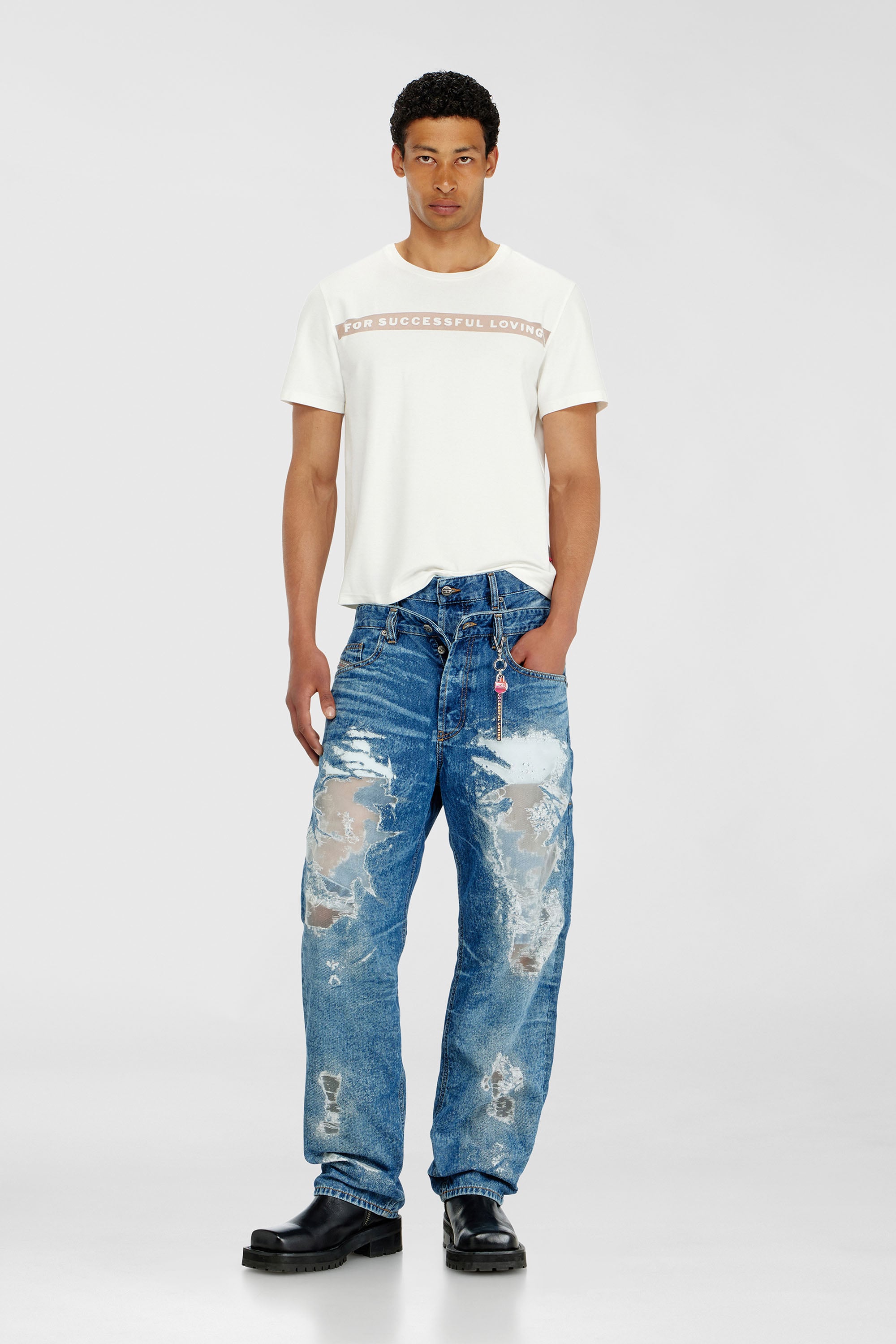 Diesel - PR-T-NOTS-CHI-R, Camiseta con logo For Successful Loving Unisex in Blanco - 1