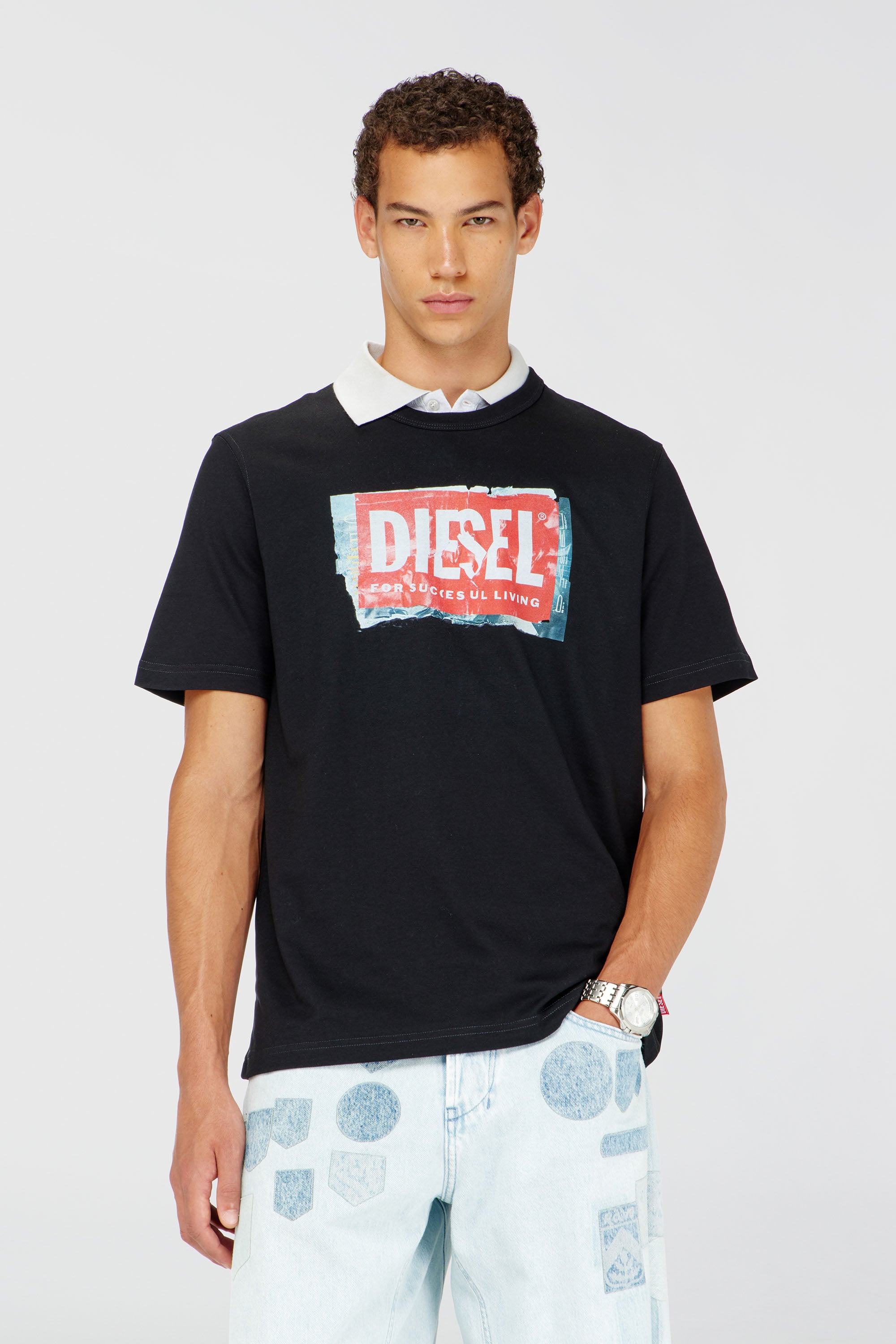 Diesel - T-ADJUST-Q6, Camiseta con logotipo con efecto arrugado Hombre in Negro - 1