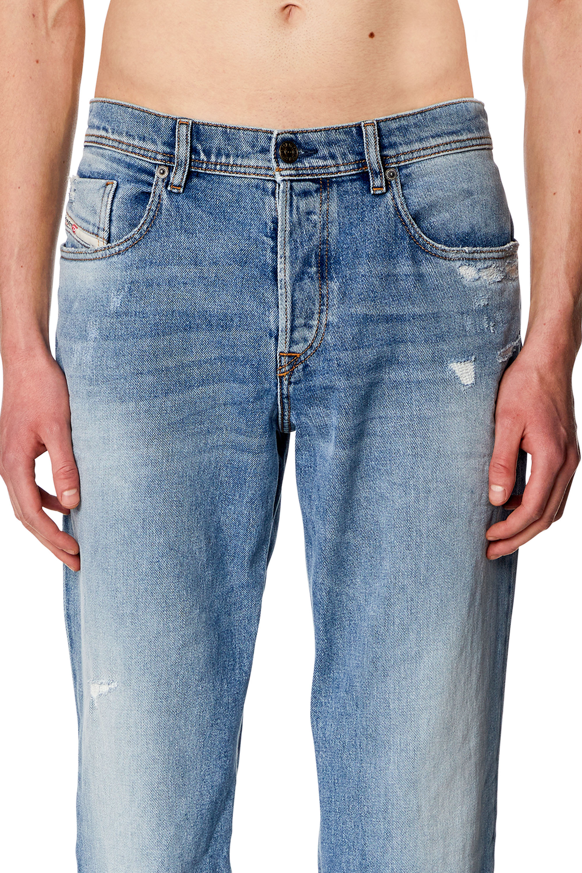 Diesel - Tapered Jeans 2023 D-Finitive 09H46, Azul Claro - Image 3