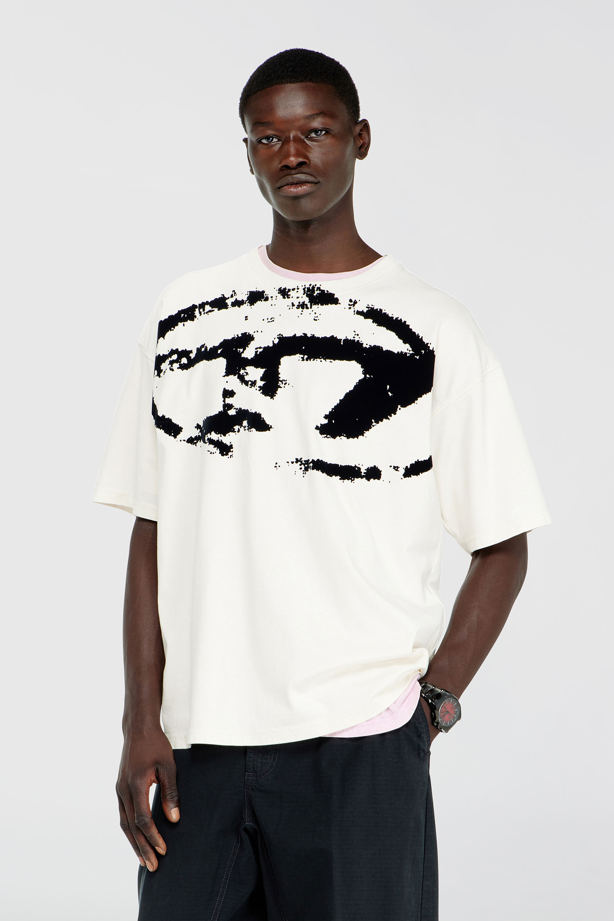 Diesel - T-BOXT-N14, Camiseta con logotipo desgastado en relieve Hombre in Blanco - 1