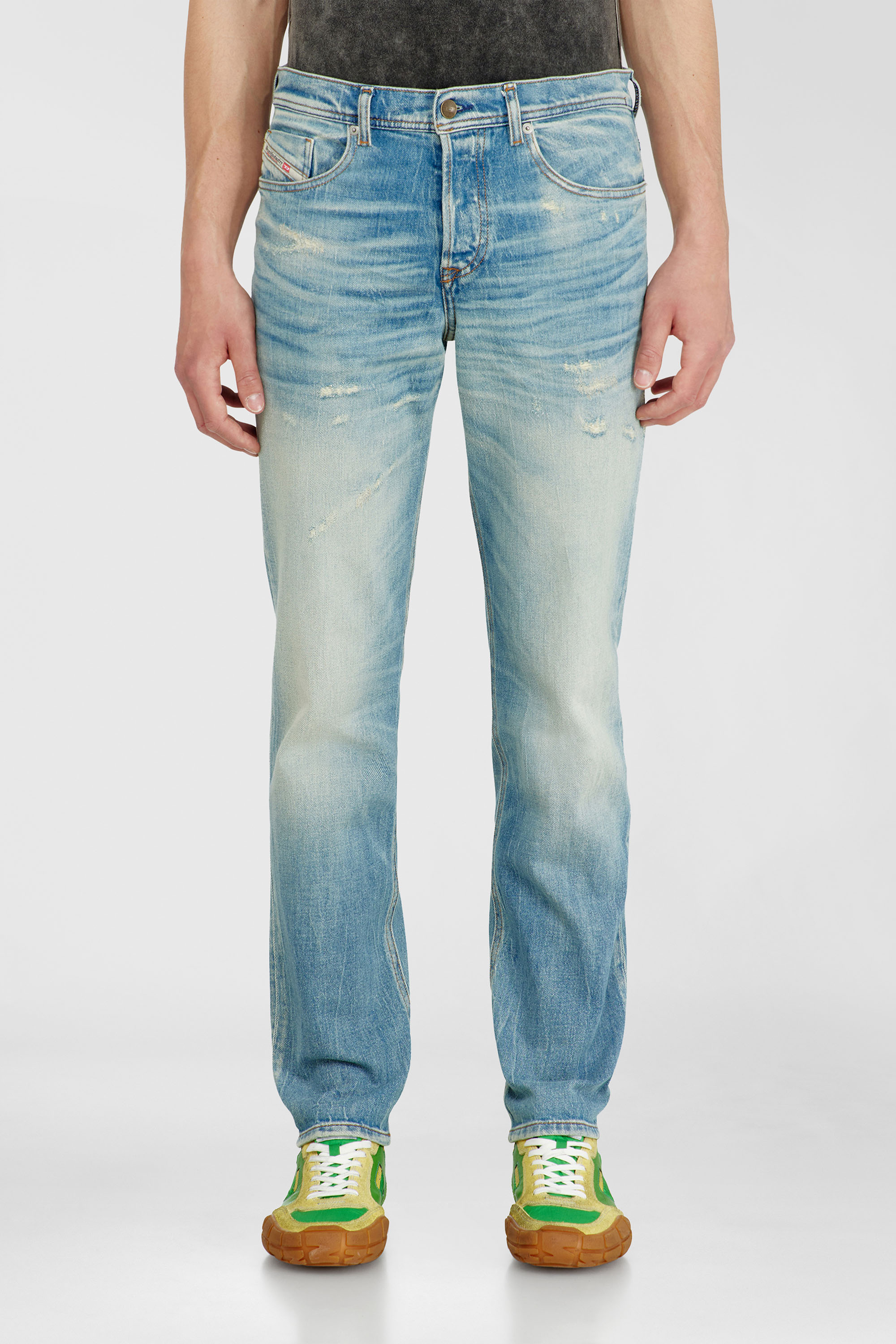 Diesel - Regular Jeans 2023 D-Finitive 09P33 Hombre, Azul Claro - 1