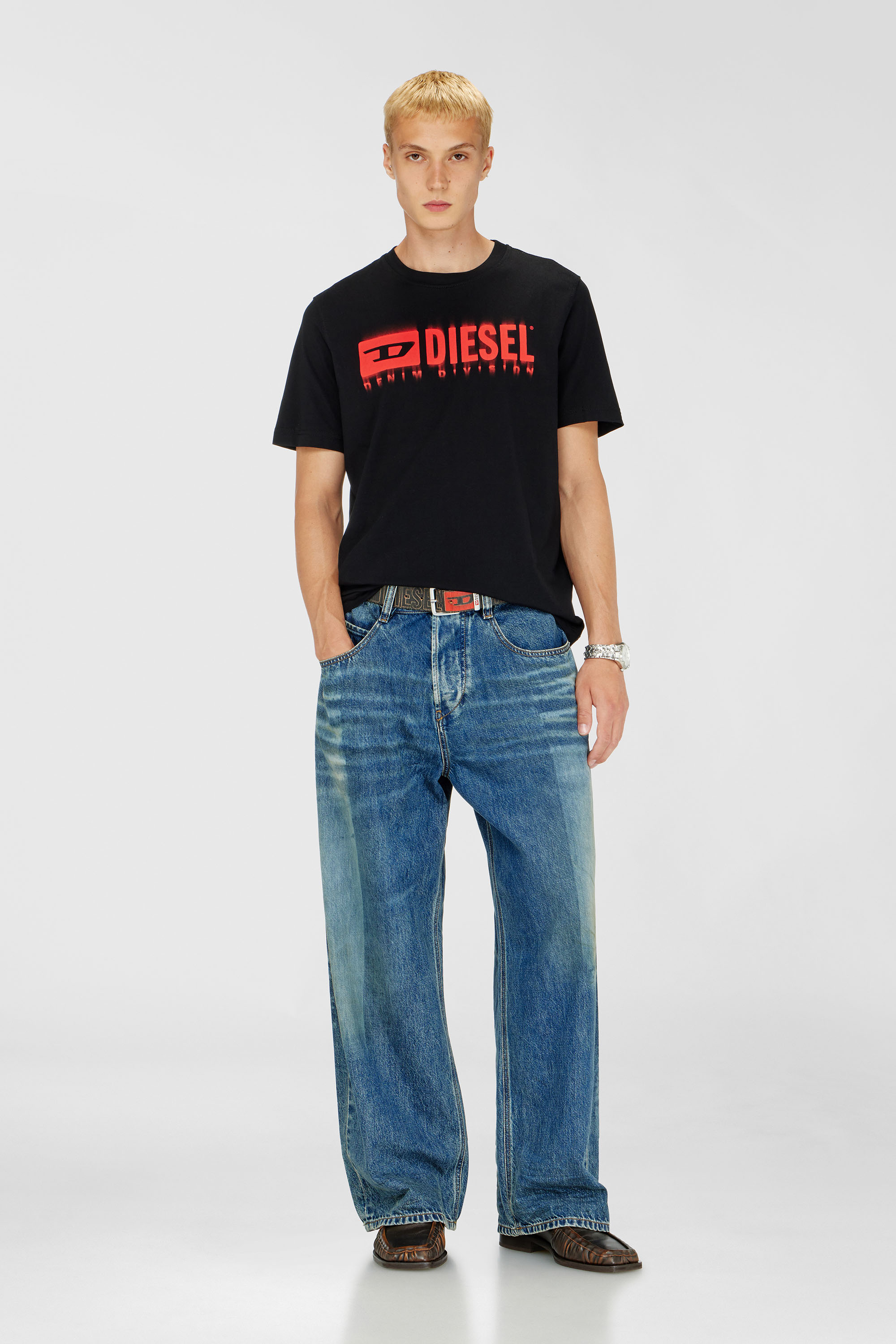 Diesel - T-ADJUST-Q7, Camiseta con logotipo Diesel borroso Hombre in Negro - 2