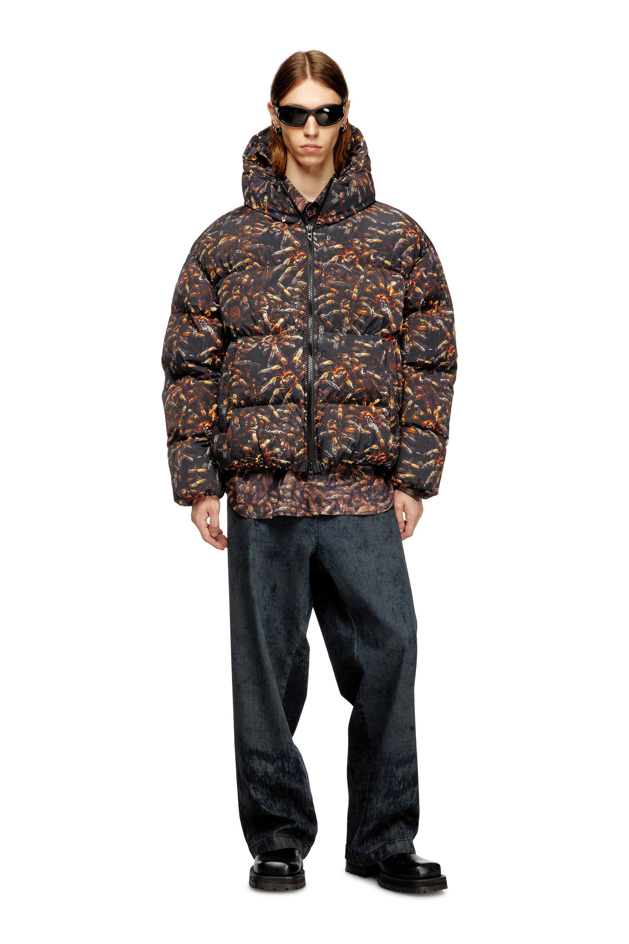 Diesel - W-SPIDER, Chaqueta de plumón con capucha con estampado de araña Hombre in Multicolor - 1