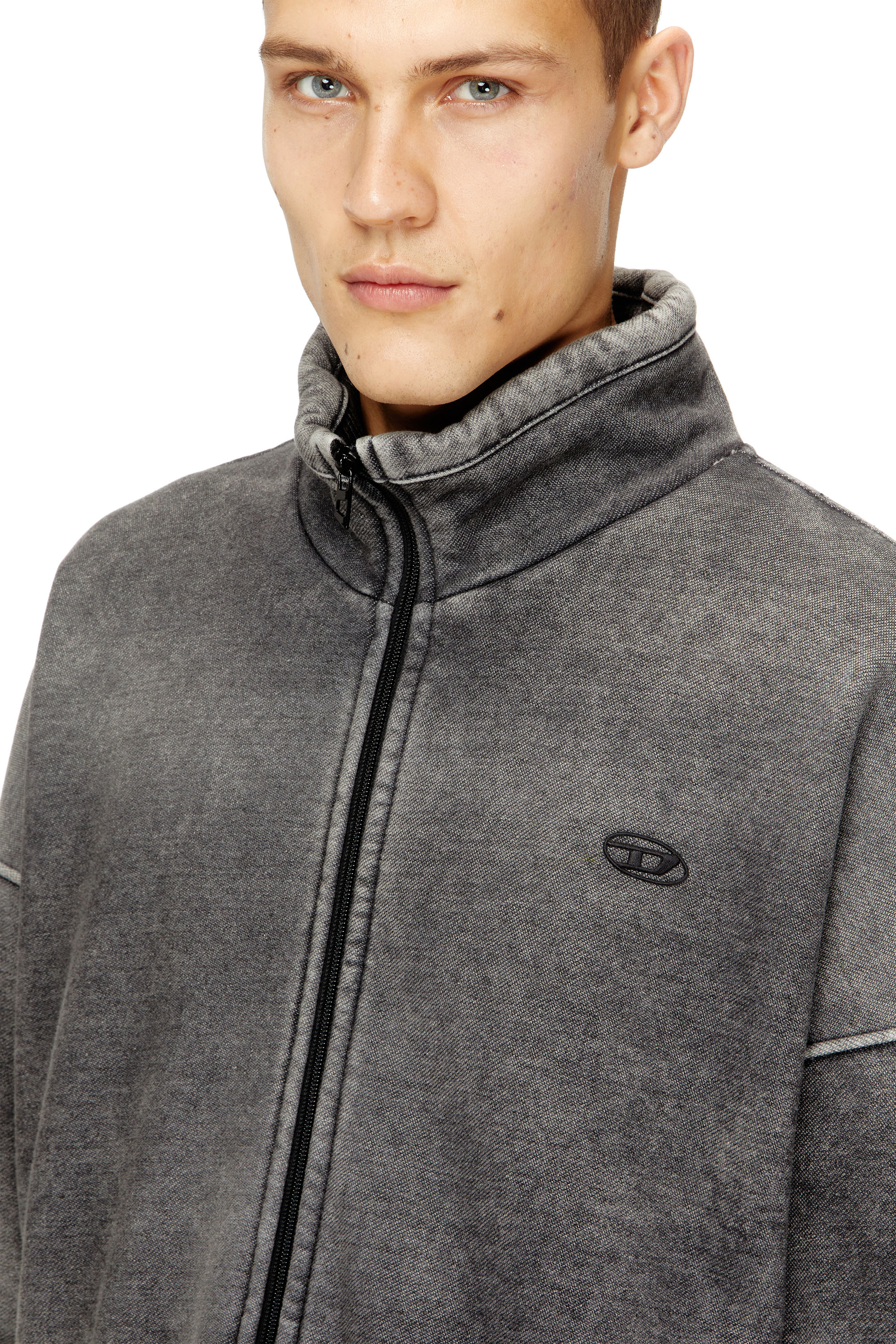 Diesel - S-BATEL-V1, Chaqueta con cremallera y forro de peluche con efecto de lavado oscuro Hombre in Gris - 5