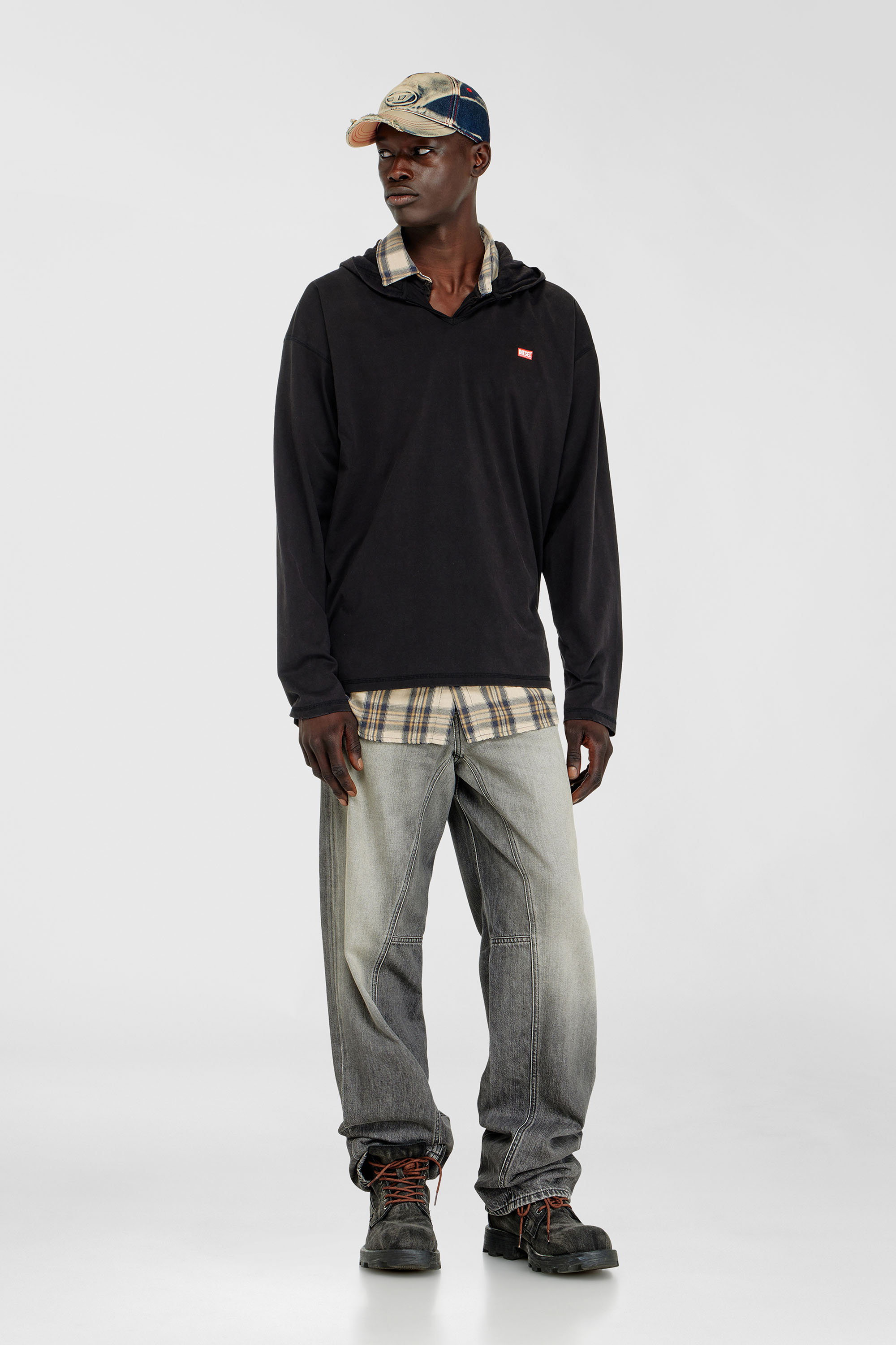 Diesel - T-BOXT-LS-HOOD-CHECK, Camiseta de manga larga con capucha de franela Hombre in Negro - 2