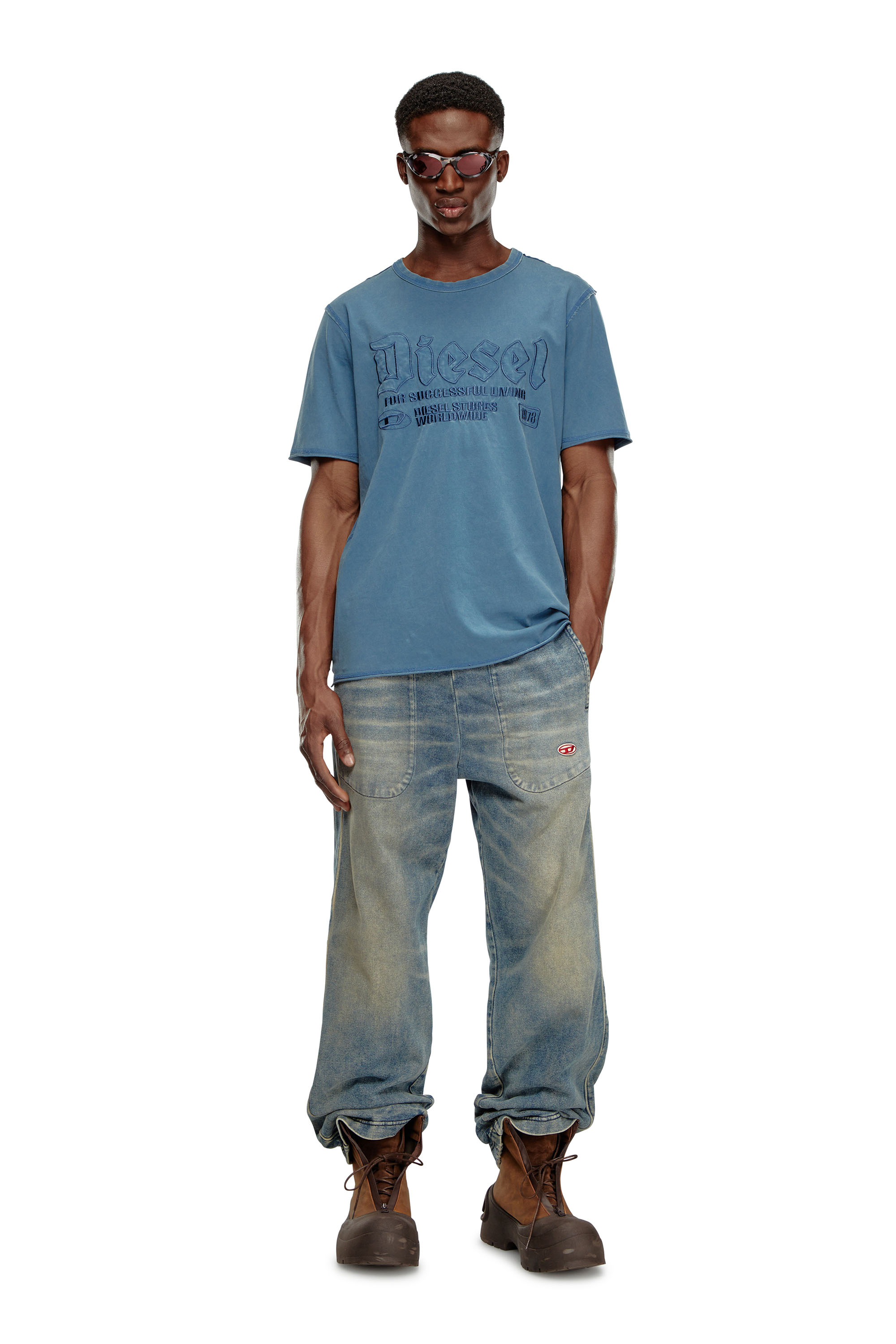 Diesel - T-RAWJUST, Hombre Camiseta desteñida con bordado a tono in Azul marino - Image 2