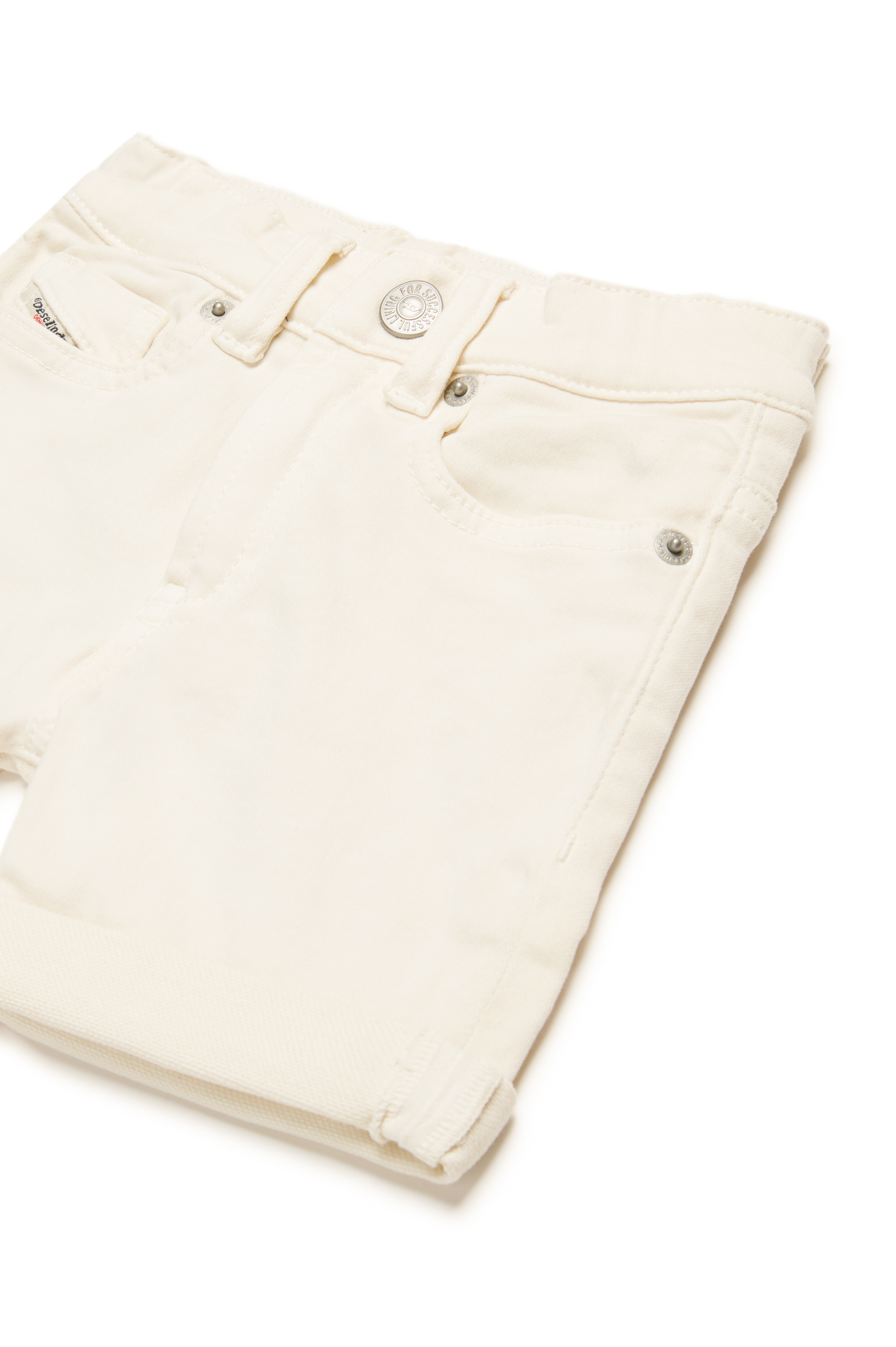 Diesel - PGALLYB JJJ, Pantalones cortos en tejido JoggJeans de color doblados hacia arriba Unisex in Blanco - 3