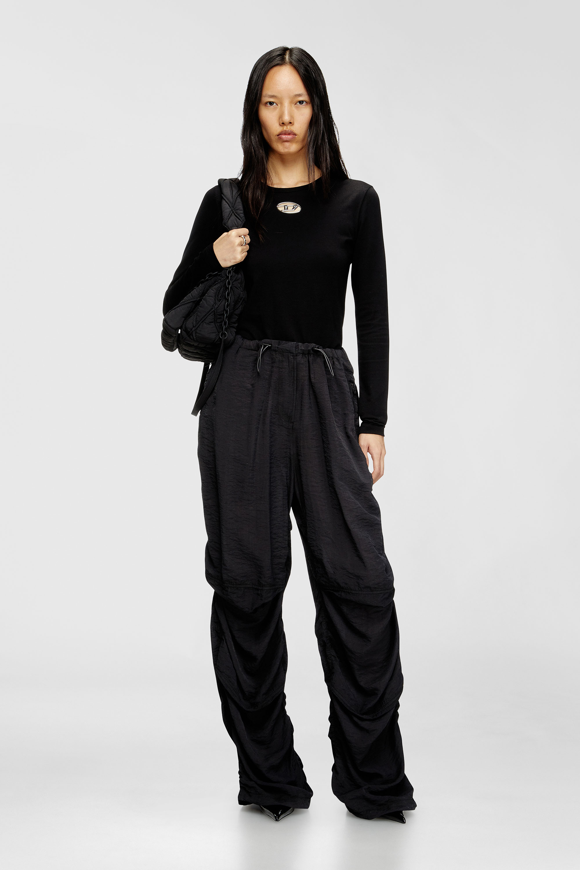 Diesel - T-UNCUTIE-LONG-LS-OD, Top de manga larga con recorte Oval D Mujer in Negro - 2