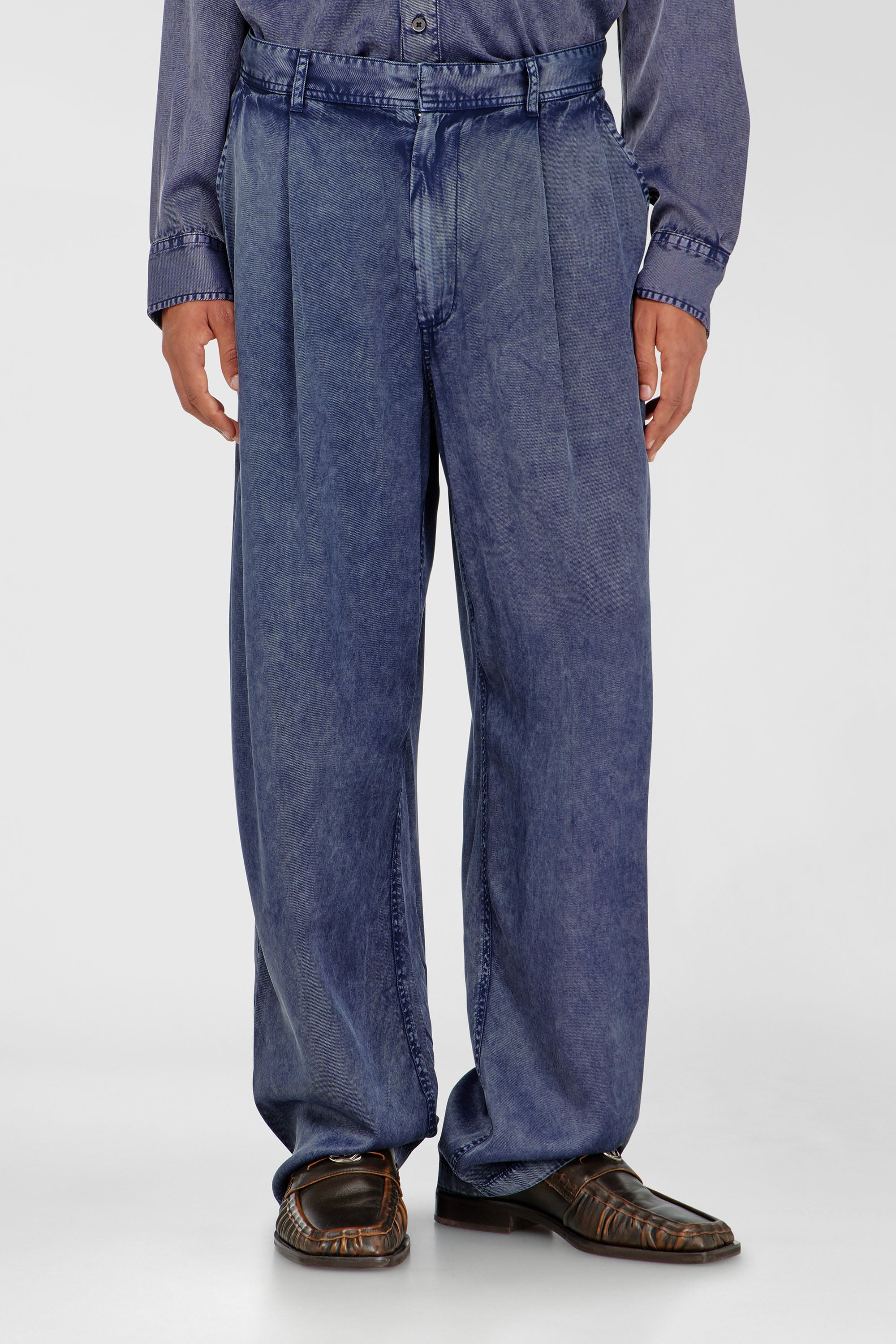 Diesel - P-FAUST-NIBC, Pantal&oacute;n wide leg de viscosa efecto denim Hombre in Azul marino - 1