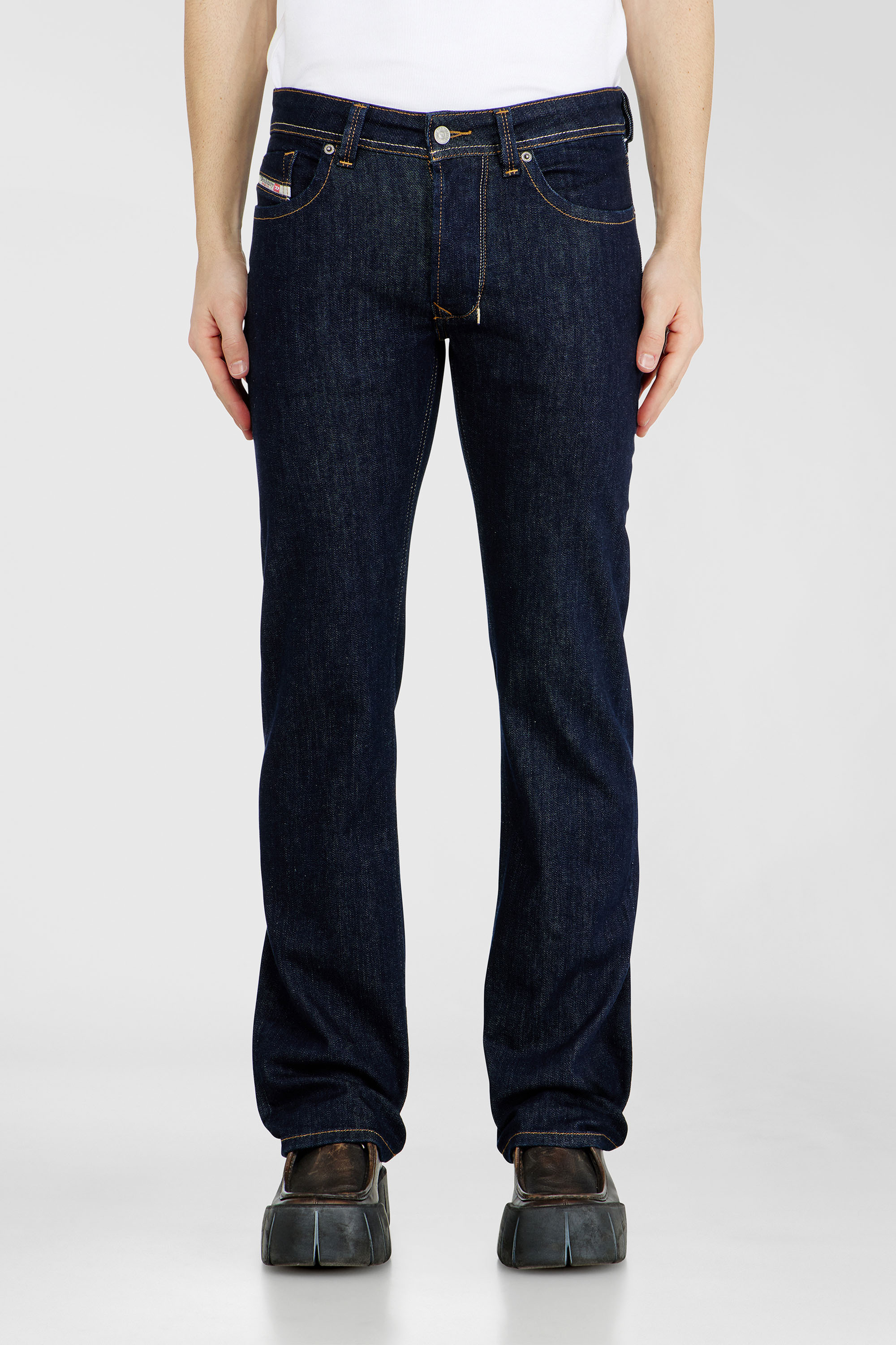 Diesel - Regular Jeans 1985 Larkee 0DBEJ Hombre, Azul Oscuro - 4