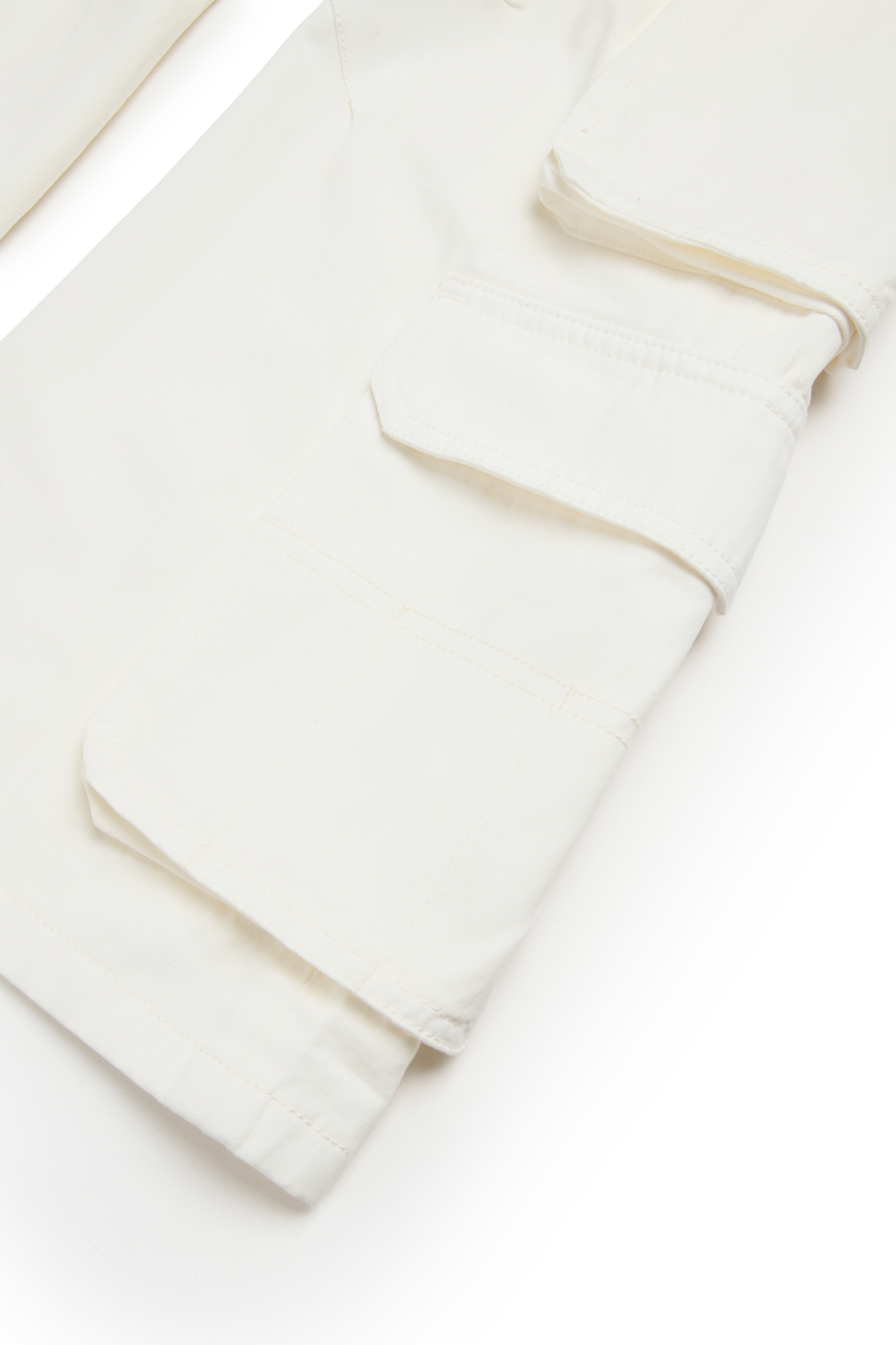 Diesel - PDARGJXCARGO, Pantalones cargo multibolsillos Mujer in Blanco - 4