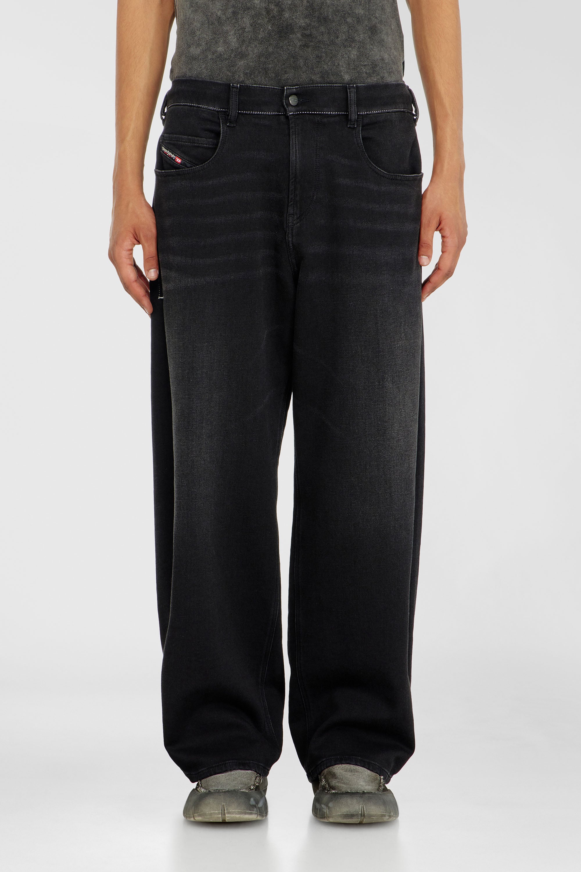 Diesel - Relaxed 2097 D-Enim-M Joggjeans&reg; 09P90 Unisex, Negro/Gris oscuro - 1