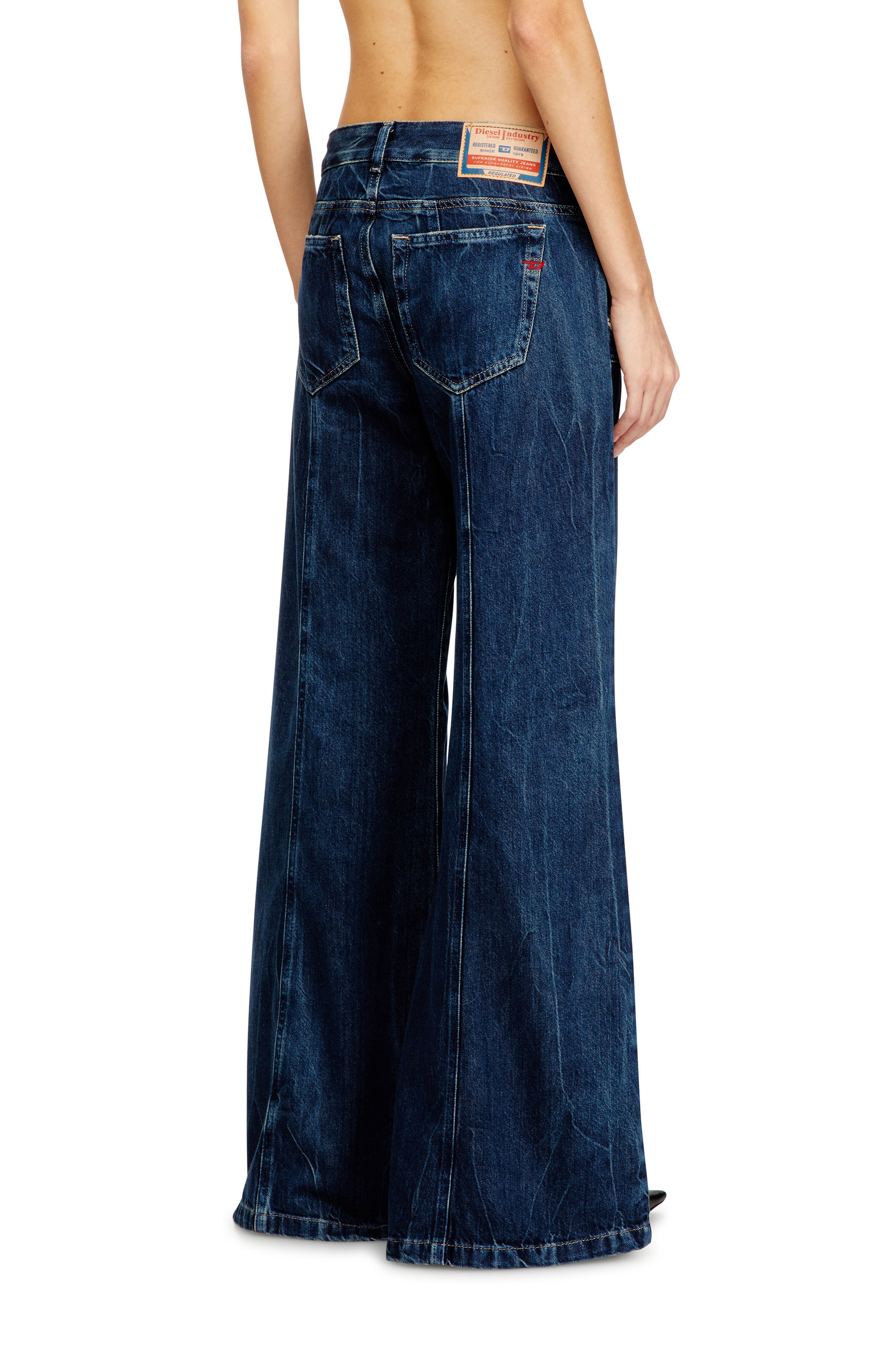 Diesel - Flare Jeans D-Akii 09N61 Mujer, Azul medio - 4