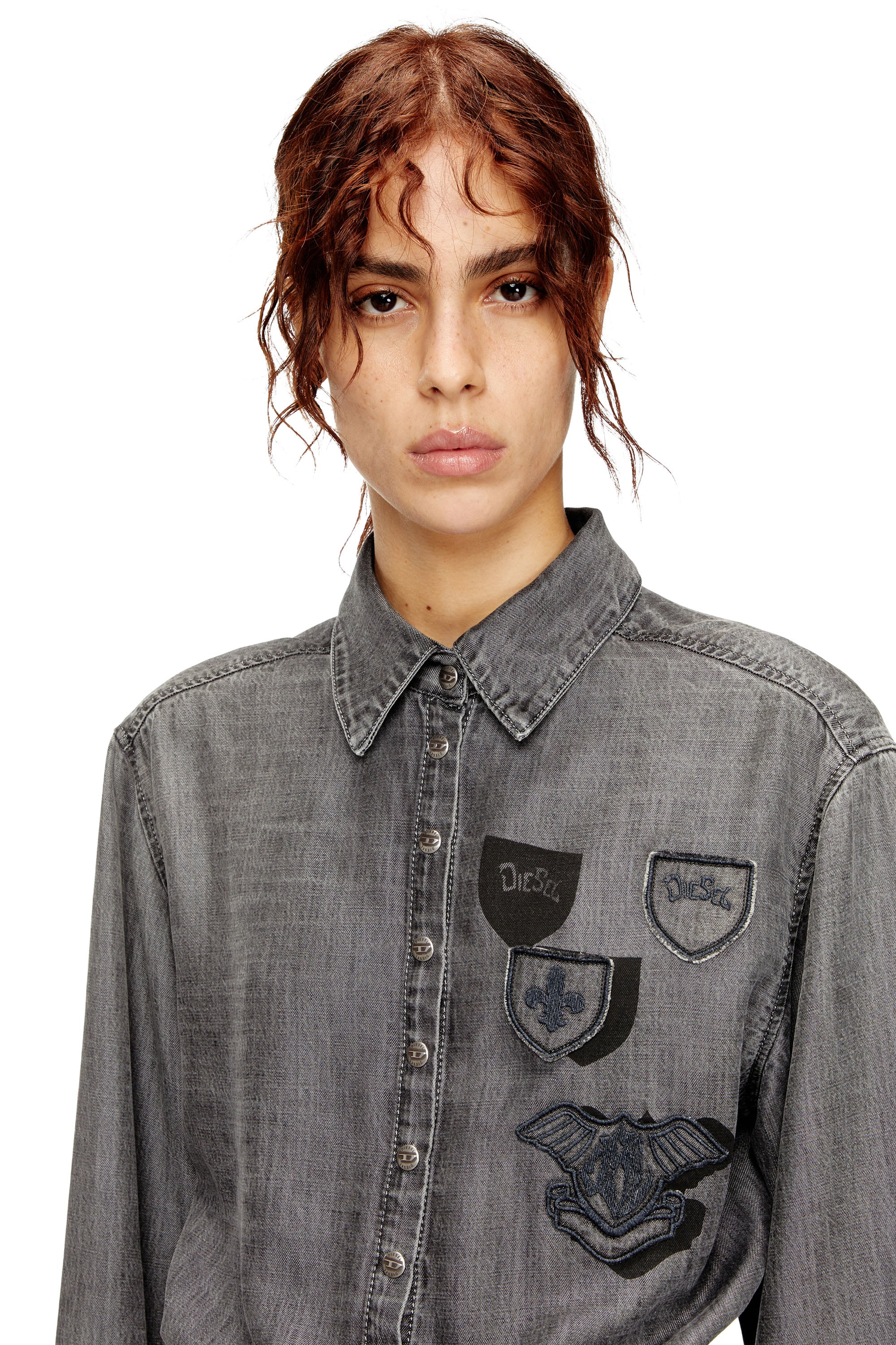 Diesel - DE-DREVIA-S, Vestido vaquero con parches bordados Mujer in Gris - 4