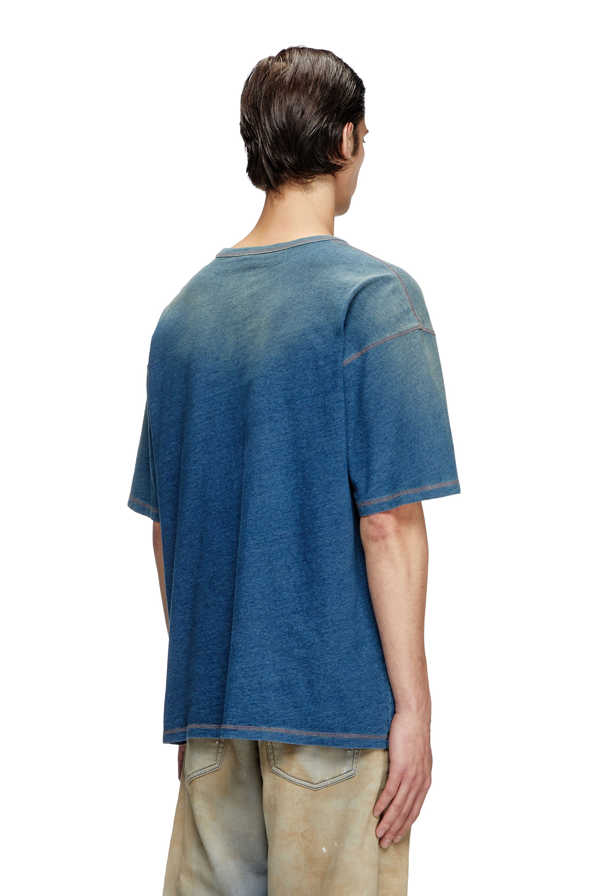 Diesel - T-BOXT-R11, Camiseta con tratamiento de rociado Hombre in Azul marino - 4