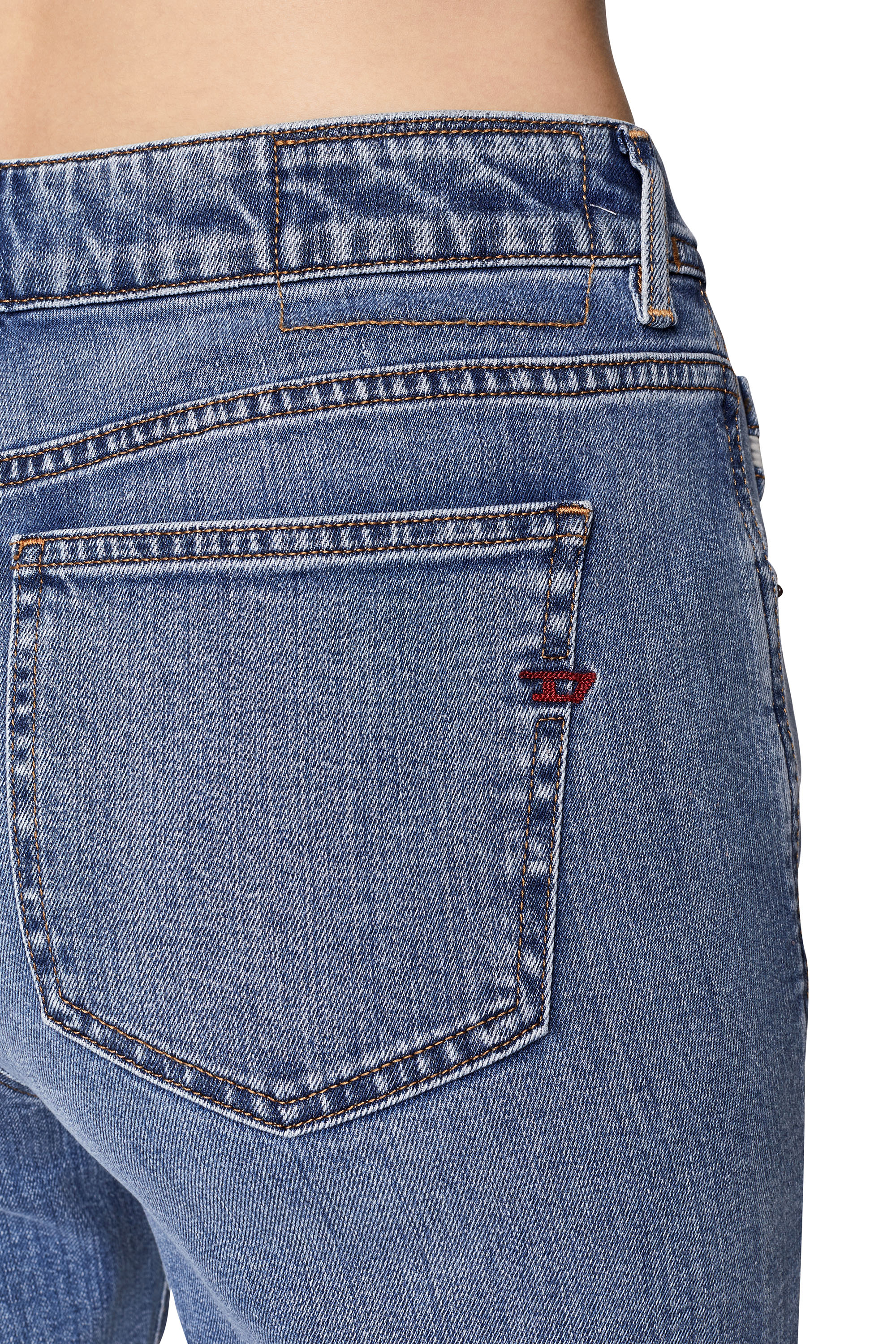 Diesel - 2004 09C12 Tapered Jeans, Azul Claro - Image 3