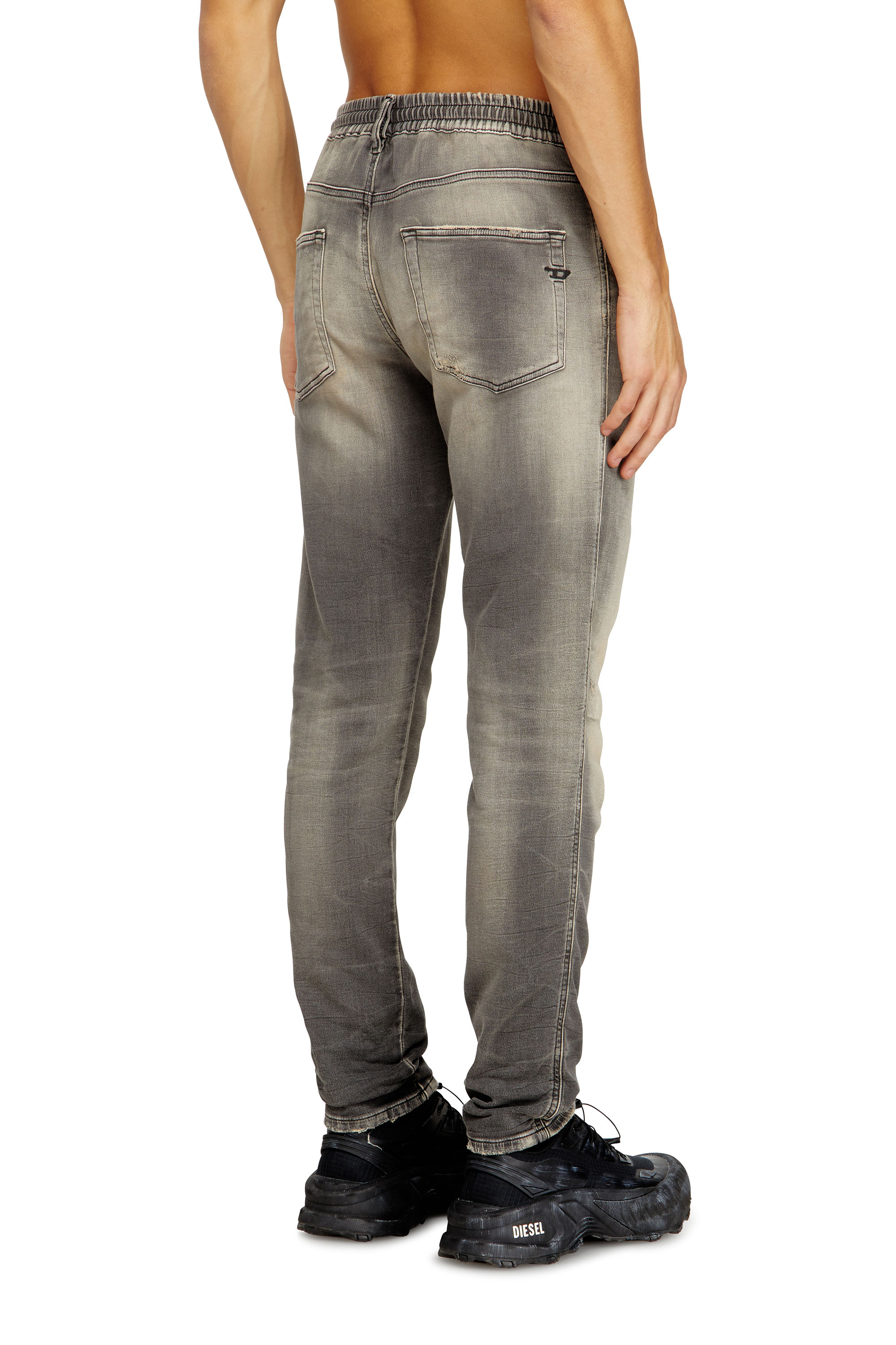 Diesel - Slim 2062 D-Strukt Joggjeans® 068UH Hombre, Gris Claro - 4