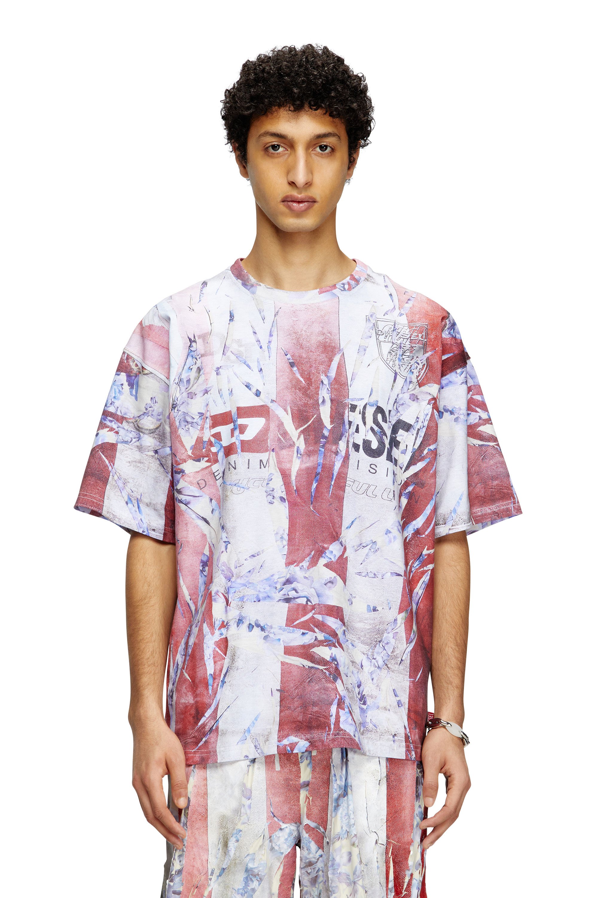 Diesel - T-BOXT-R13, Camiseta con estampado de trampantojo agrietado Hombre in Multicolor - 1