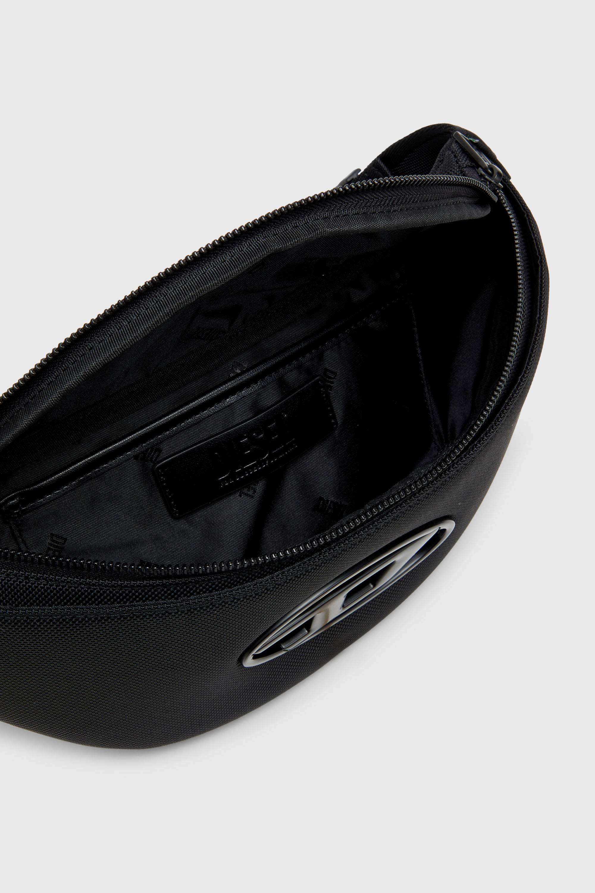 Diesel - HOLI-D BELT BAG M, Holi-D - Bolso ri&ntilde;onera de nylon con bolsillo interior Unisex in Negro - 3