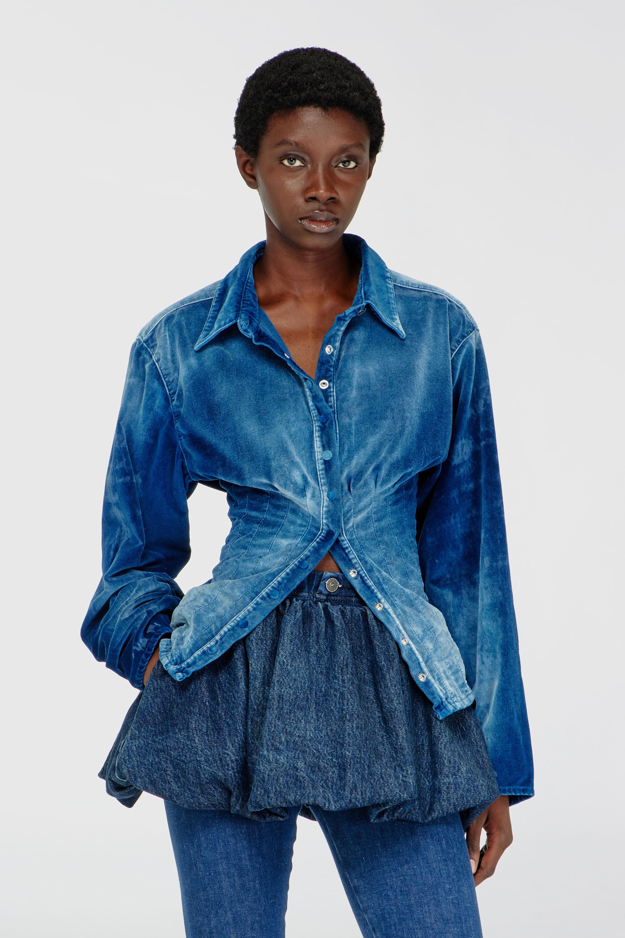 Diesel - DE-SINDI-FSJ, Camisa de denim aterciopelado Mujer in Azul marino - 1