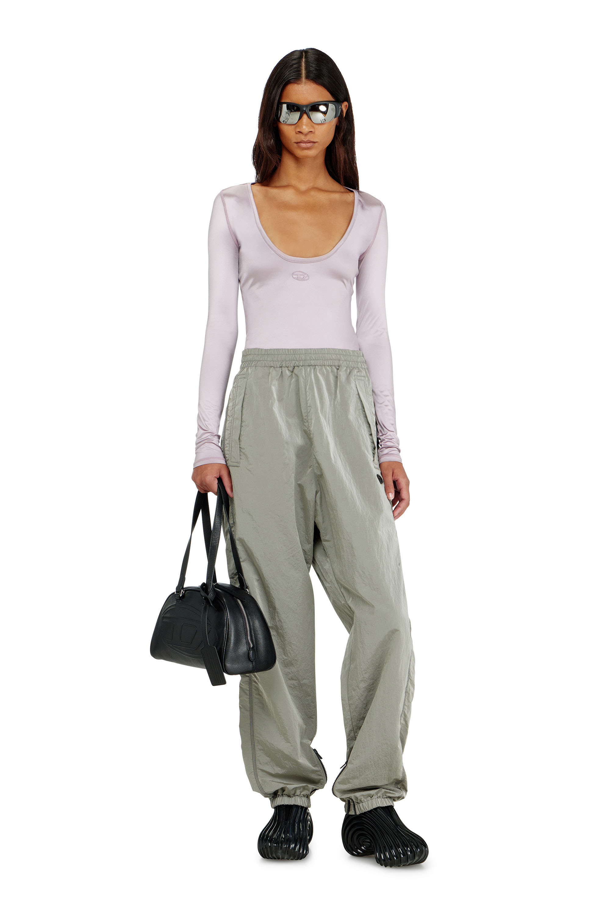 Diesel - T-ELPHIN-LS, Top slim de nylon con escote redondo y Logo Oval D bordado Mujer in Morado - 2
