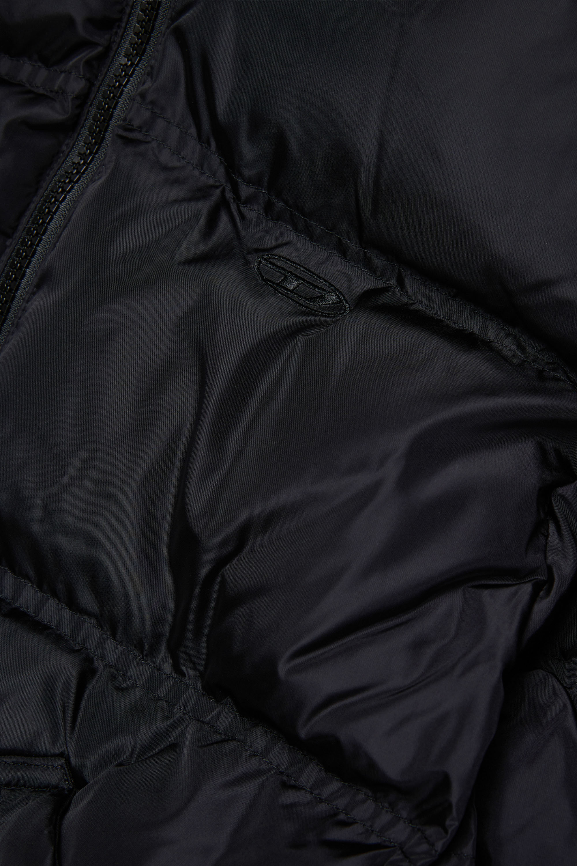 Diesel - JRIVONLONG, Abrigo acolchado con bolsillos oversize Unisex in Negro - 4