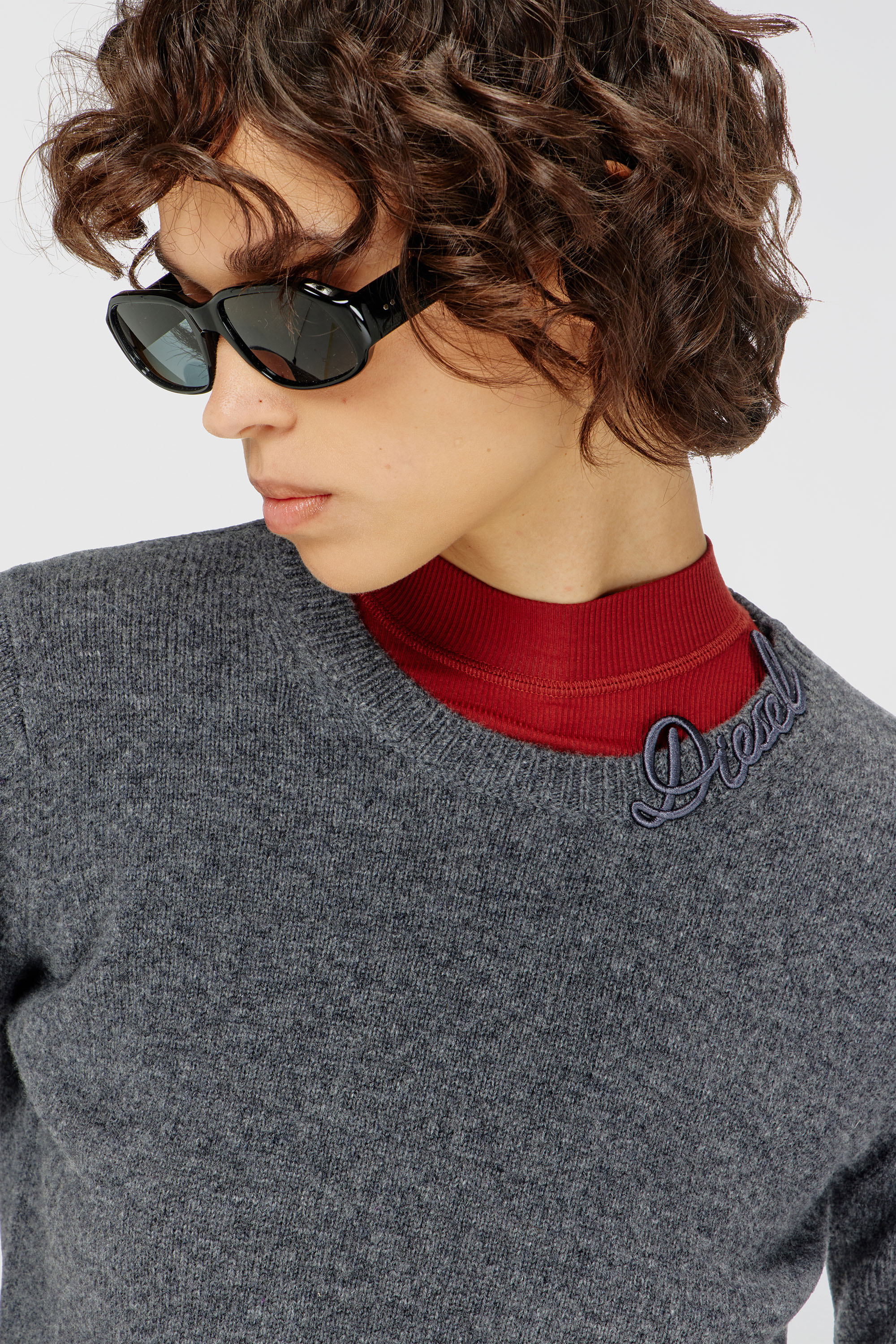 Diesel - M-IMARA, Jersey de lana con logo bordado en el cuello Mujer in Gris - 5