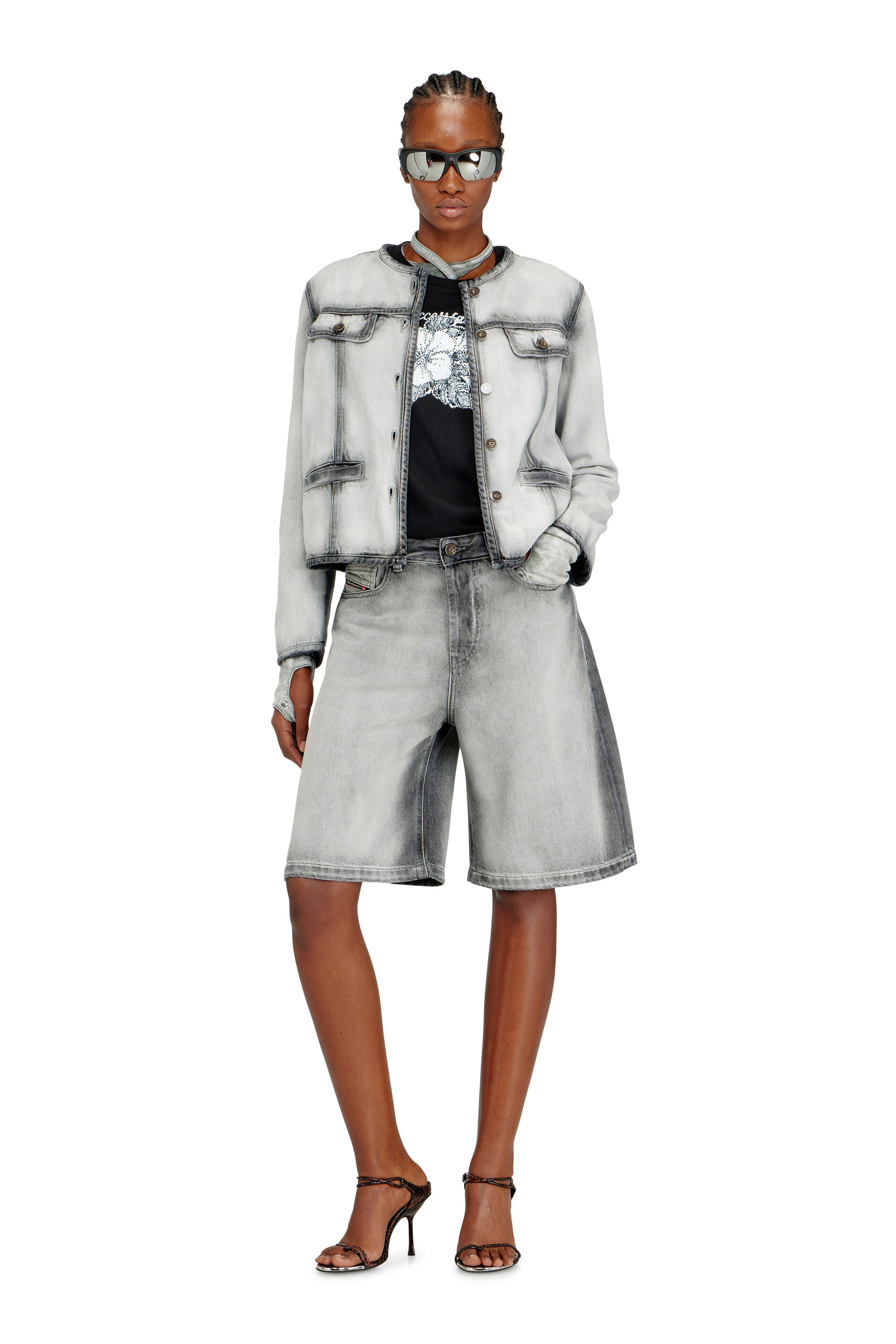 Diesel - DE-SIRE-SHORT-FSI, Shorts en denim lavado oscuro suave Mujer in Gris - 2