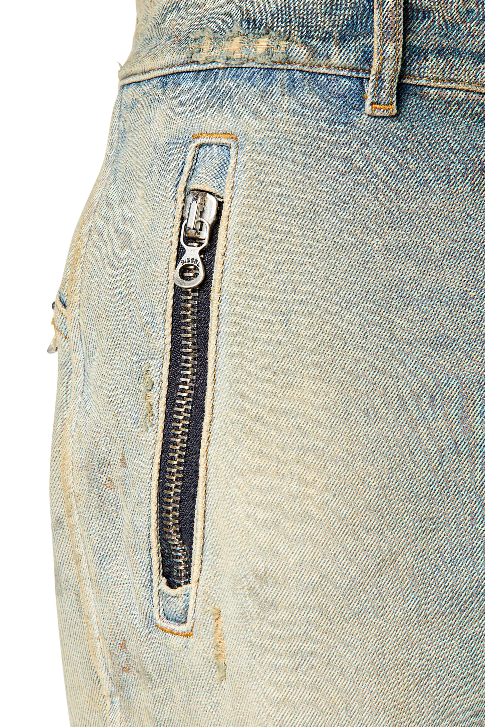 Diesel - D-Generate 0ENAV Straight Jeans, Azul Claro - Image 3