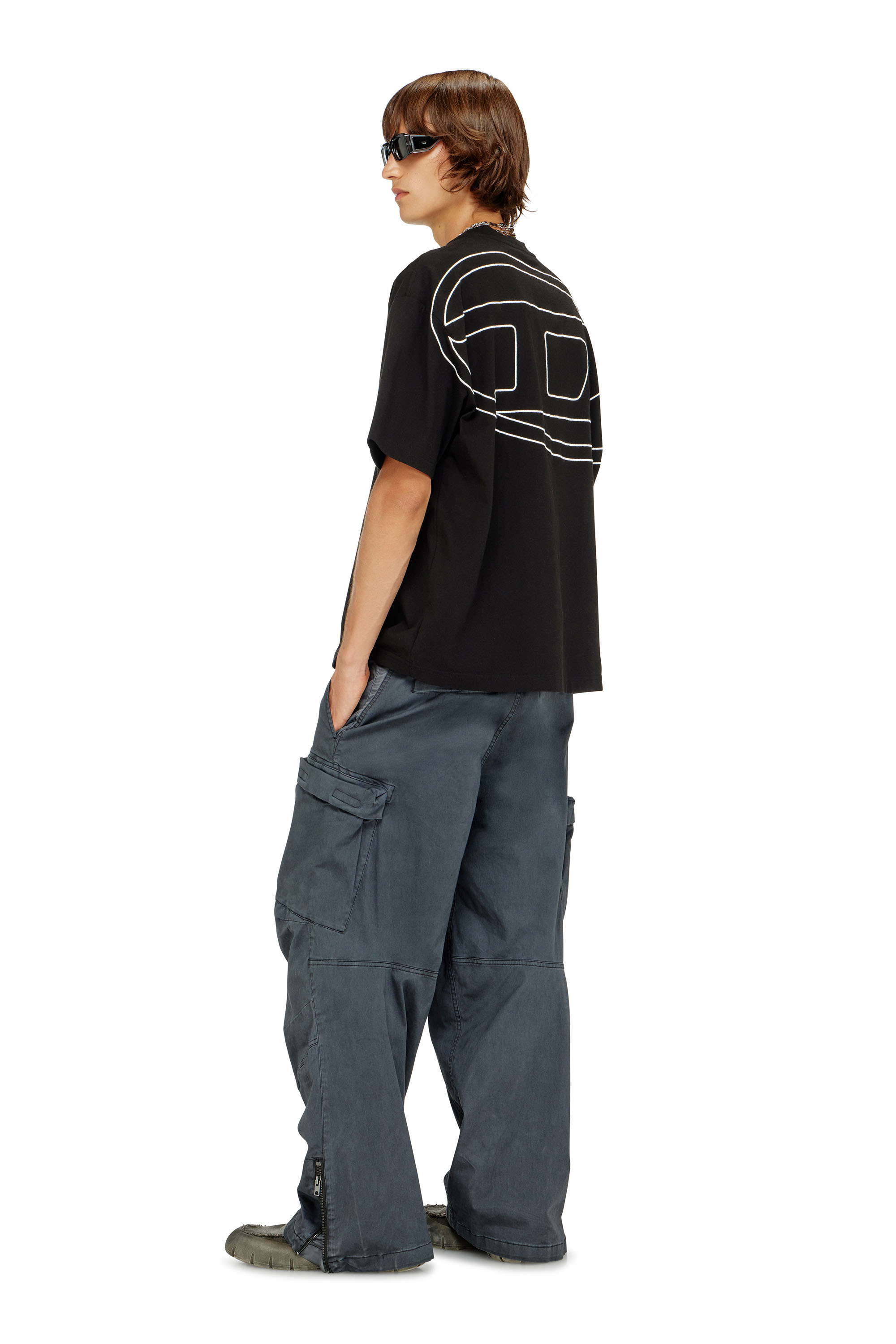 Diesel - T-BOGGY-MEGOVAL-D, Camiseta con bordado oval D grande Hombre in Negro - 2