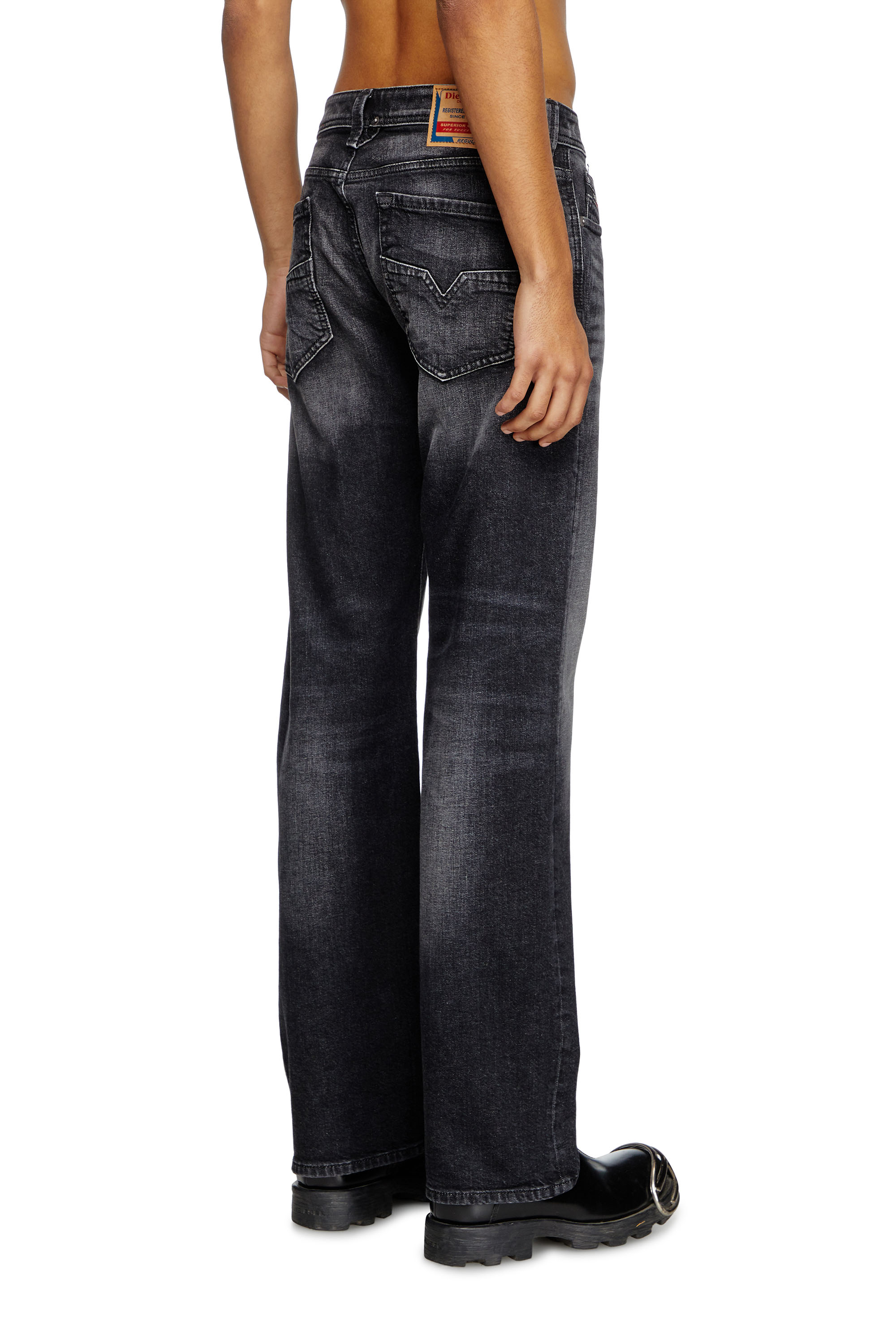 Diesel - Regular Jeans 1985 Larkee 09L52 Hombre, Negro/Gris oscuro - 4